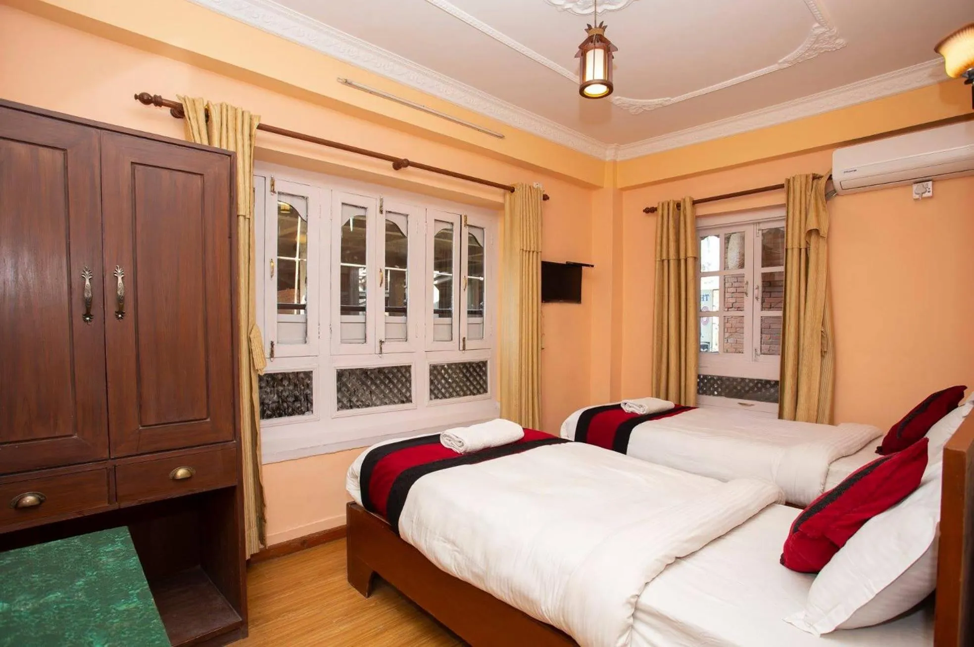 Bed in Hotel Mudkhu Durbar