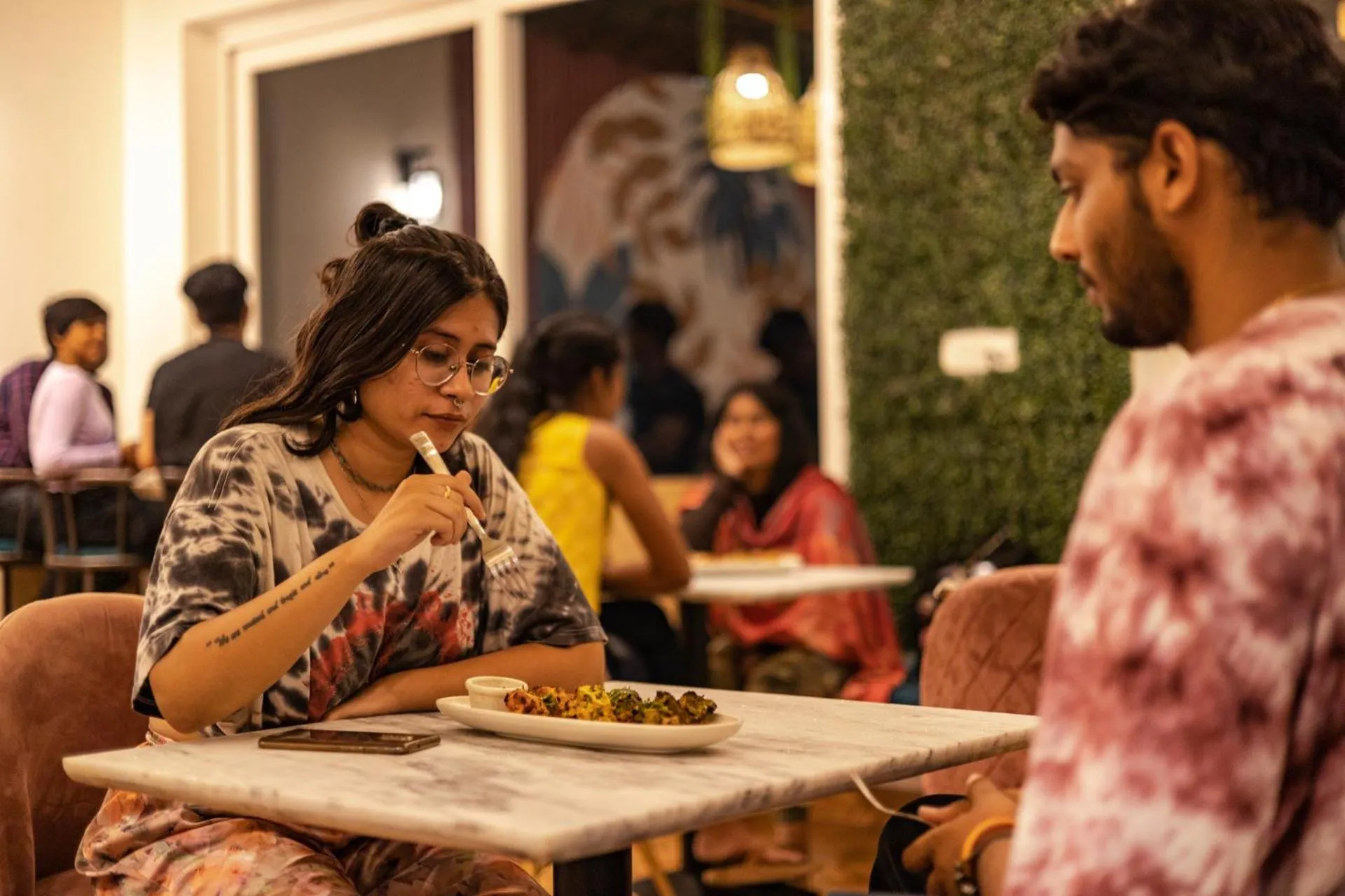 Restaurant/places to eat in Zostel Plus Rishikesh, Mohanchatti