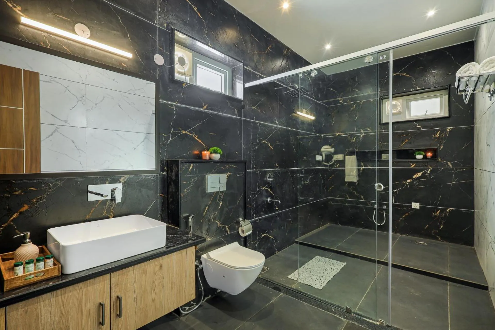 Bathroom in Zostel Plus Rishikesh, Mohanchatti