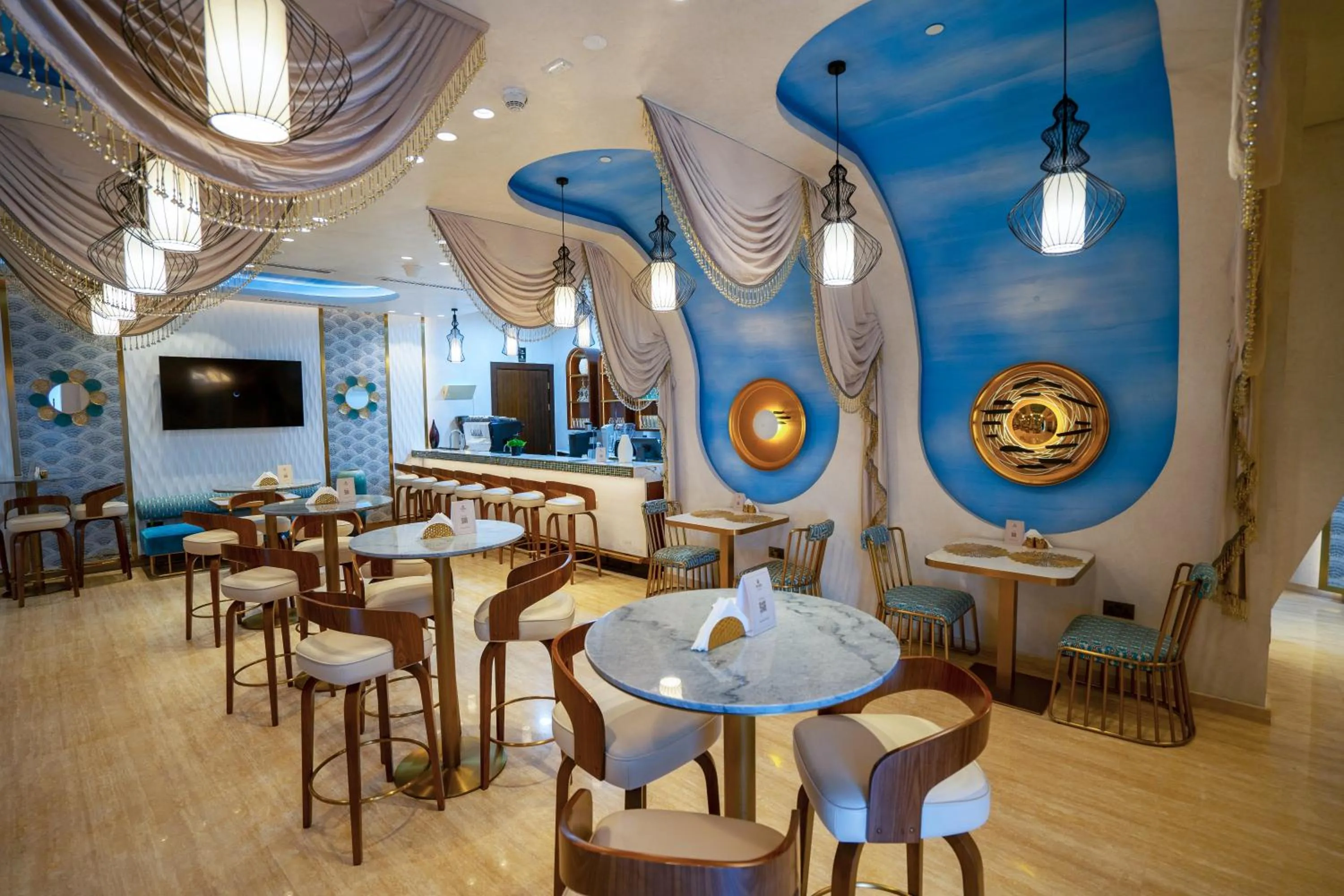 Lounge or bar in Velero Hotel Doha Lusail