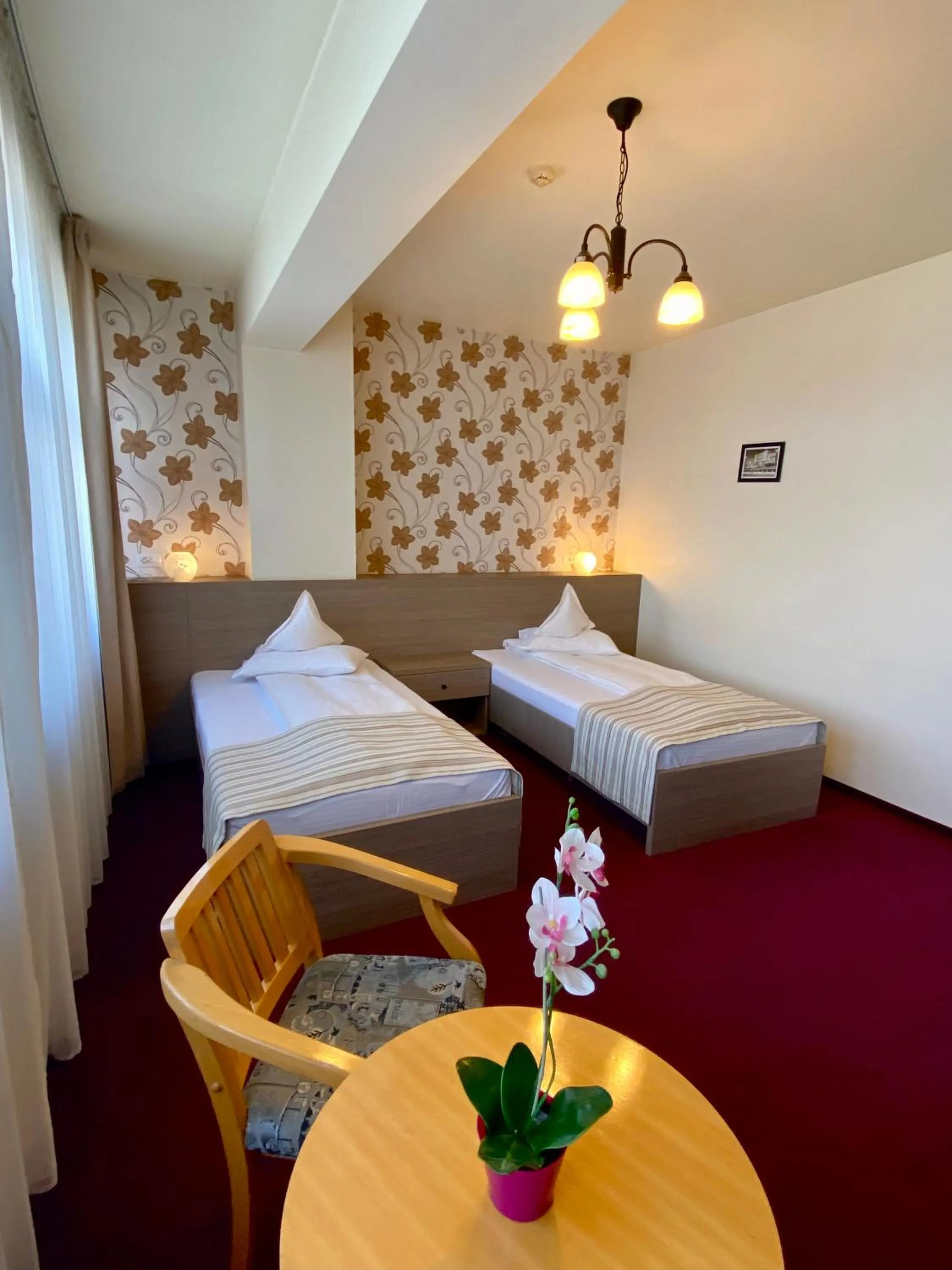 Photo of the whole room, Bed in Pensiunea Rix Rooms