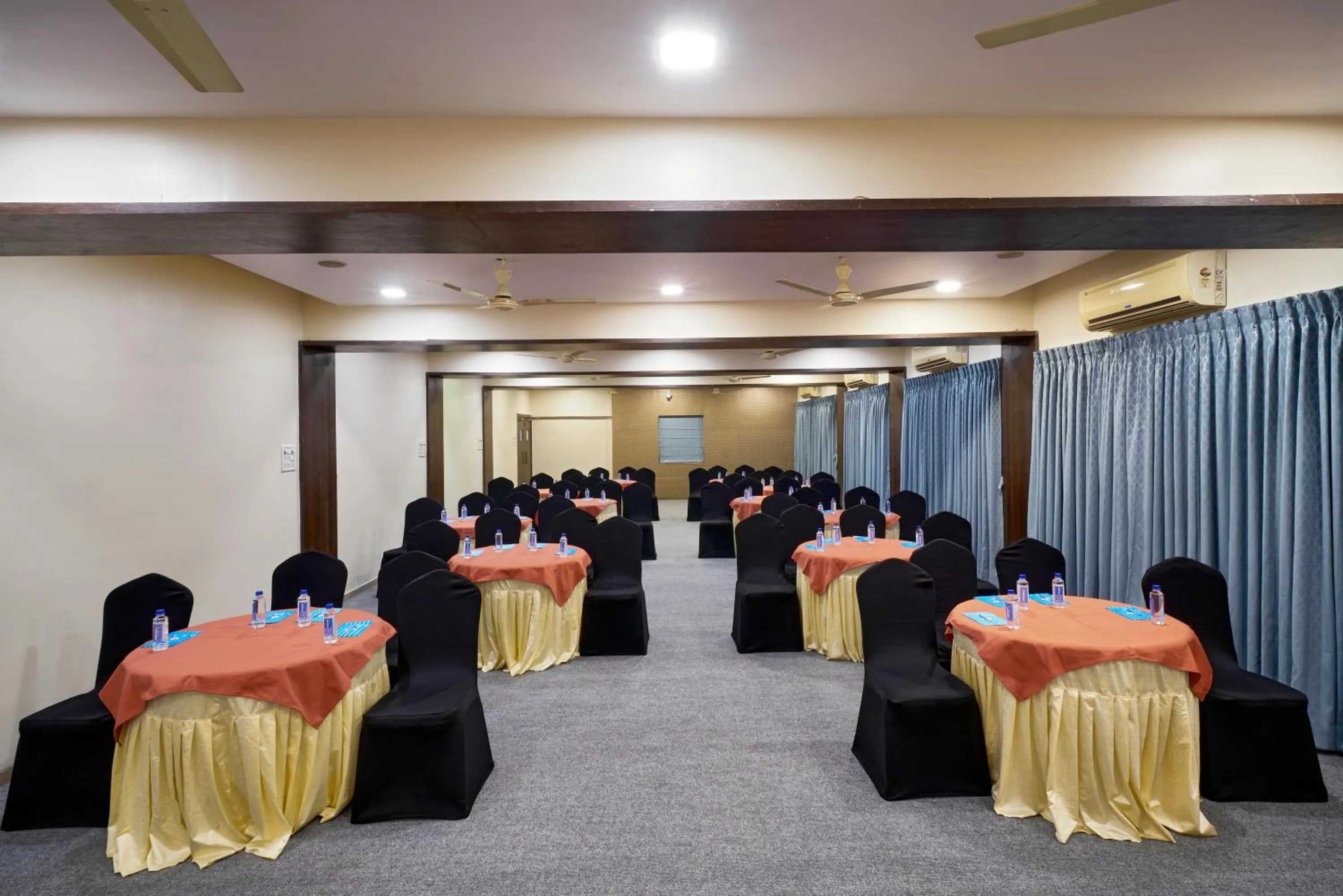 Banquet/Function facilities in Hotel Atria, Kolhapur