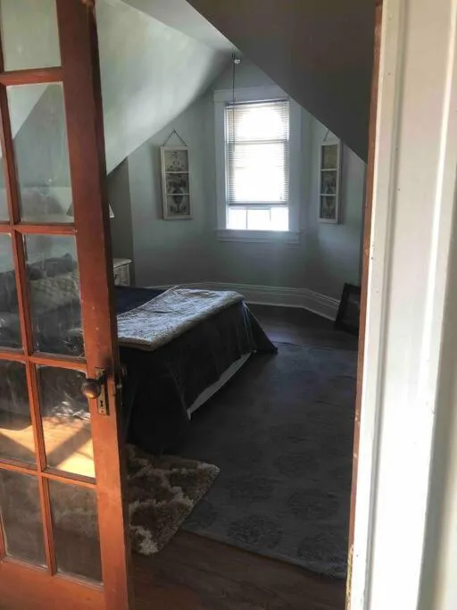 Redefined Alchemy - Bright, eclectic, pretty Apt 3E