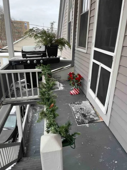 Redefined Alchemy - Bright, eclectic, pretty Apt 3E