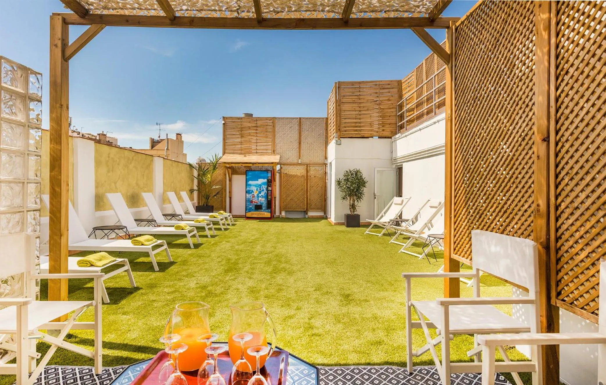 Garden in Hotel Nouvel