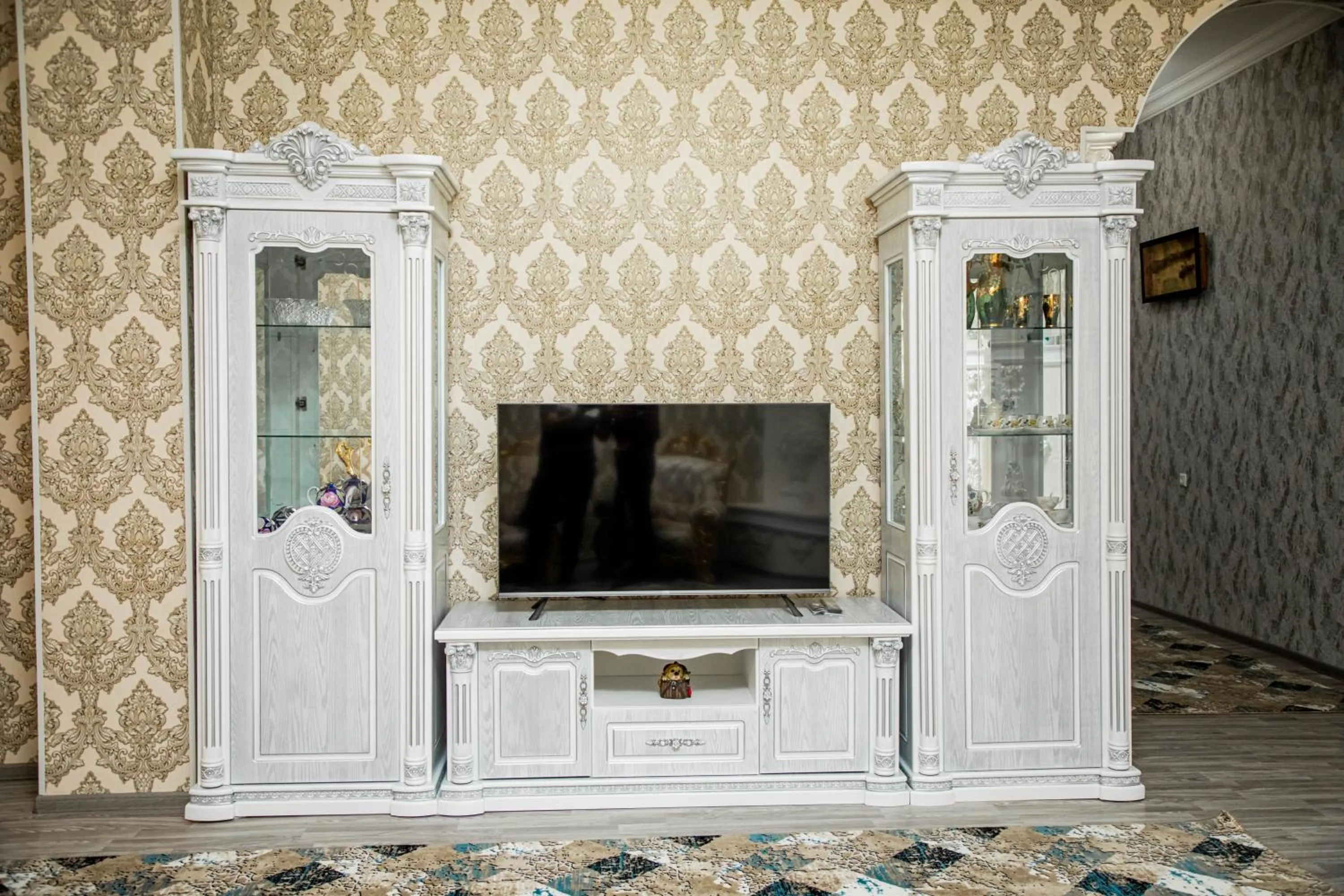 TV and multimedia in Buyuk Humo