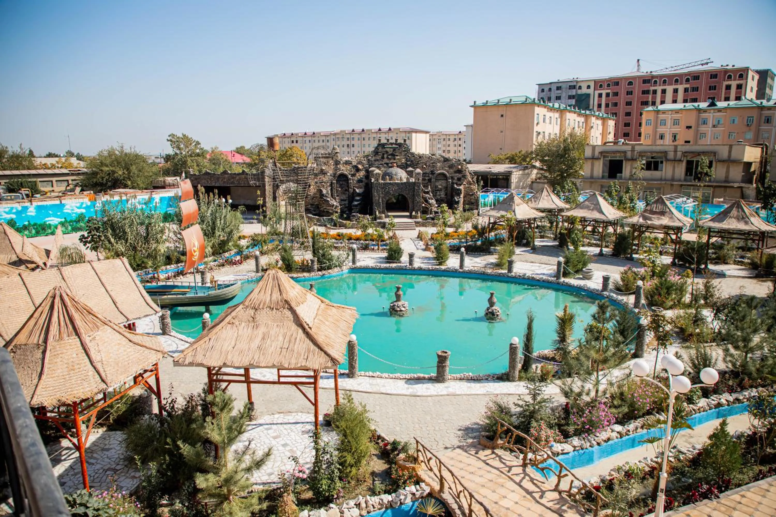 Area and facilities in Buyuk Humo