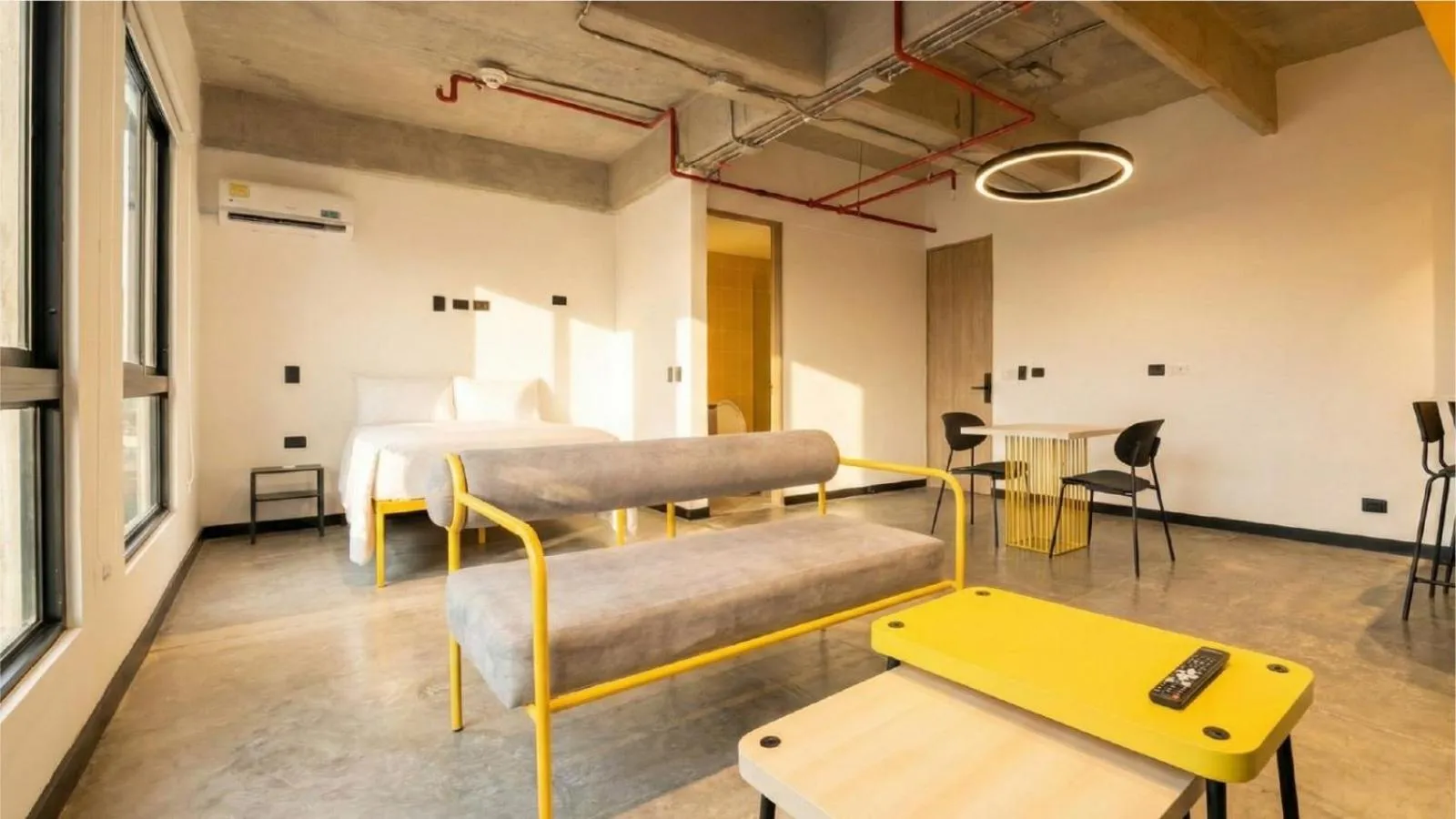 Living room in Indie Universe Creative Hotel