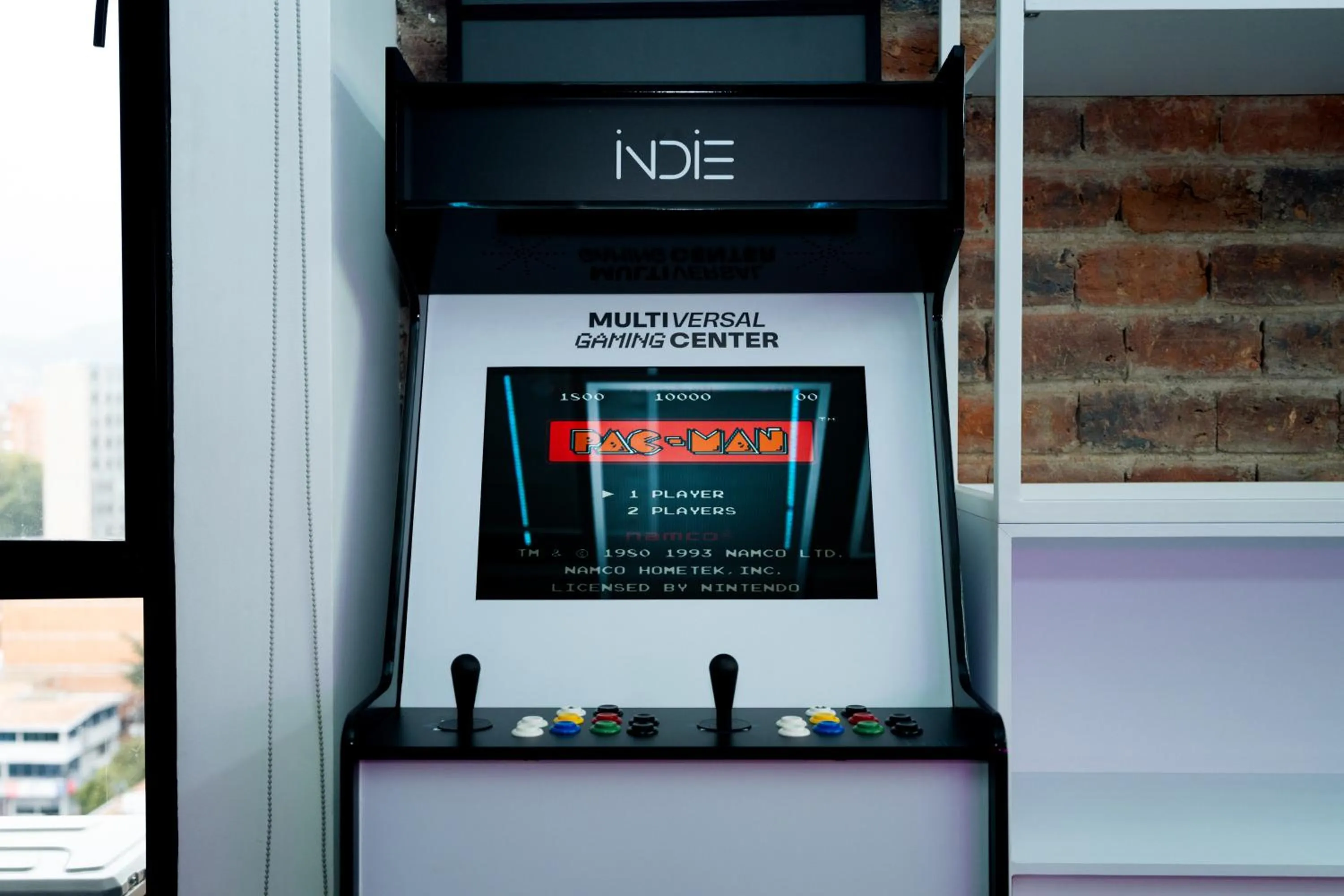 Text overlay in Indie Universe Creative Hotel