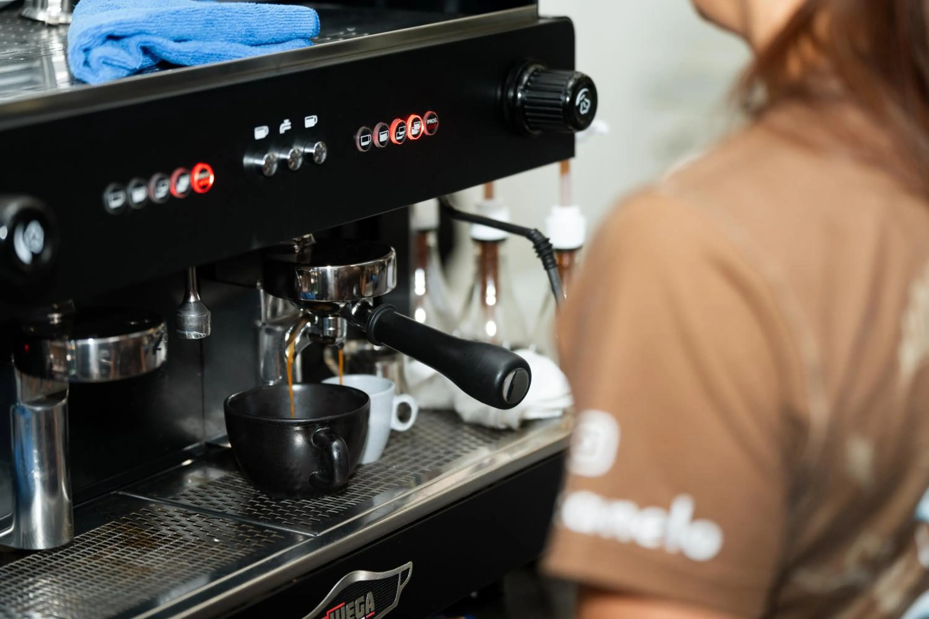 Restaurant/places to eat in Indie Universe Creative Hotel