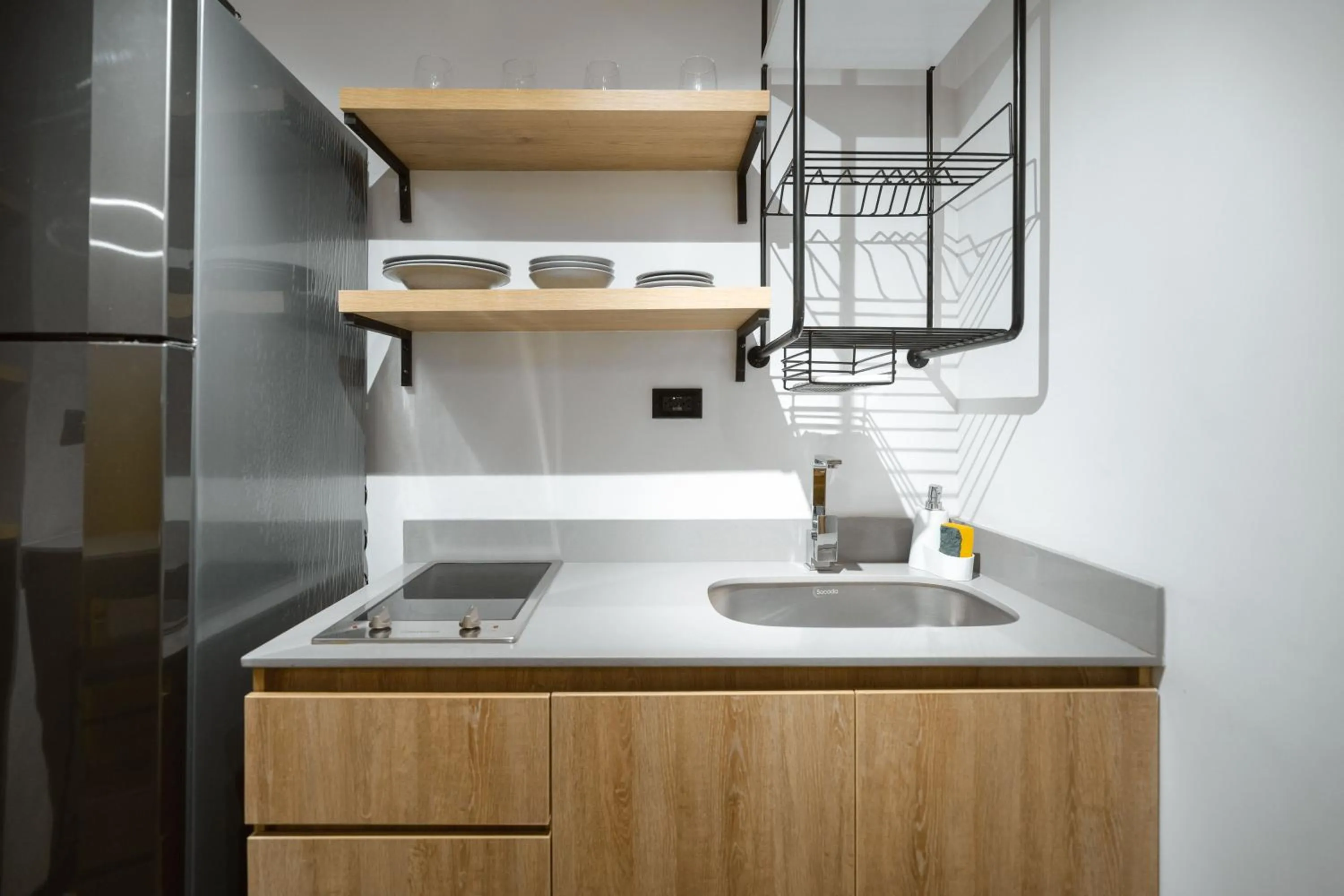 Kitchen or kitchenette in Indie Universe Creative Hotel