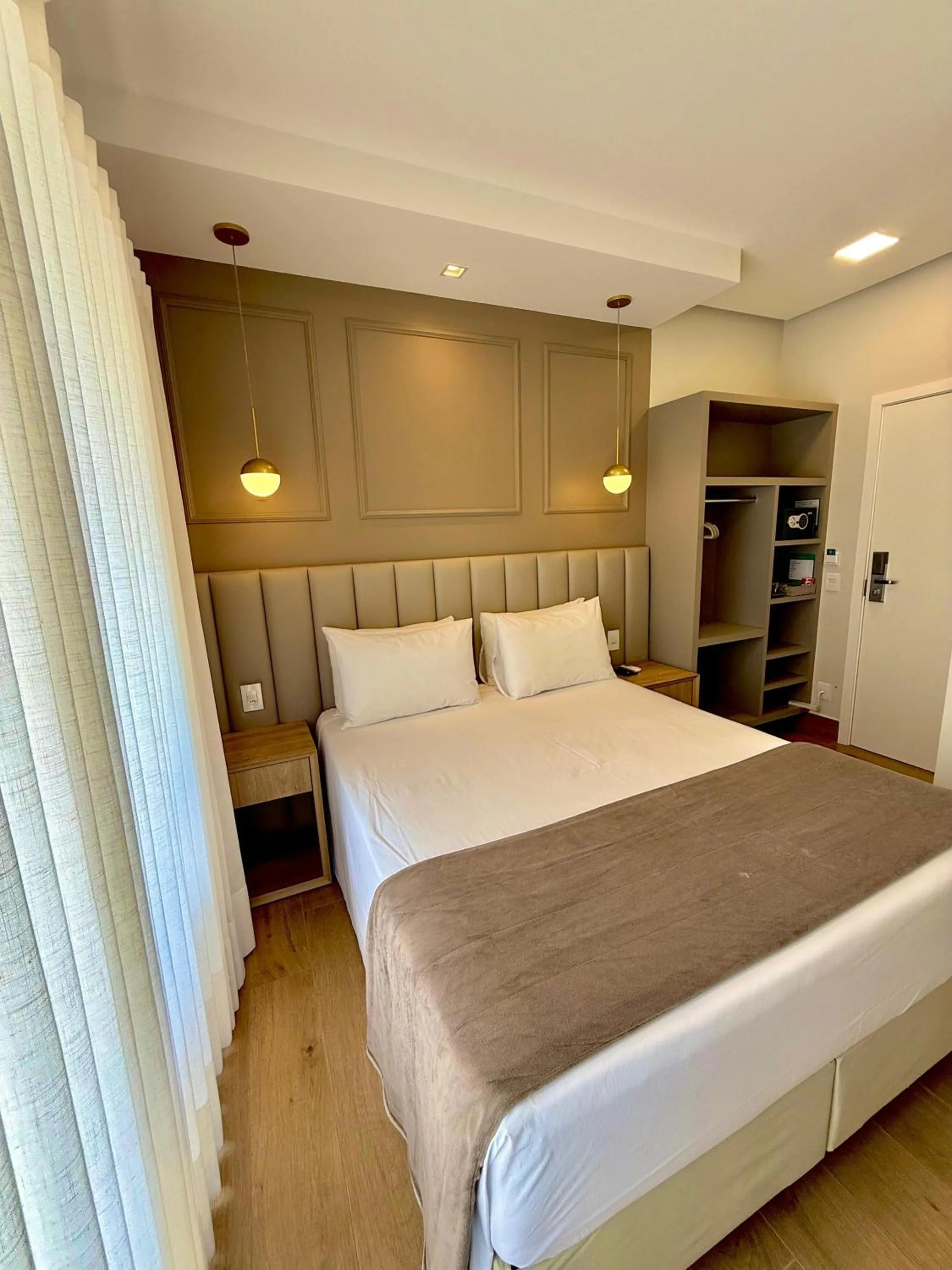 Photo of the whole room, Bed in Vista do Lago Hotel