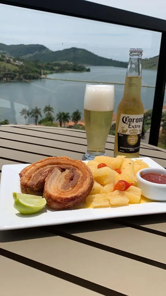 Restaurant/places to eat in Vista do Lago Hotel