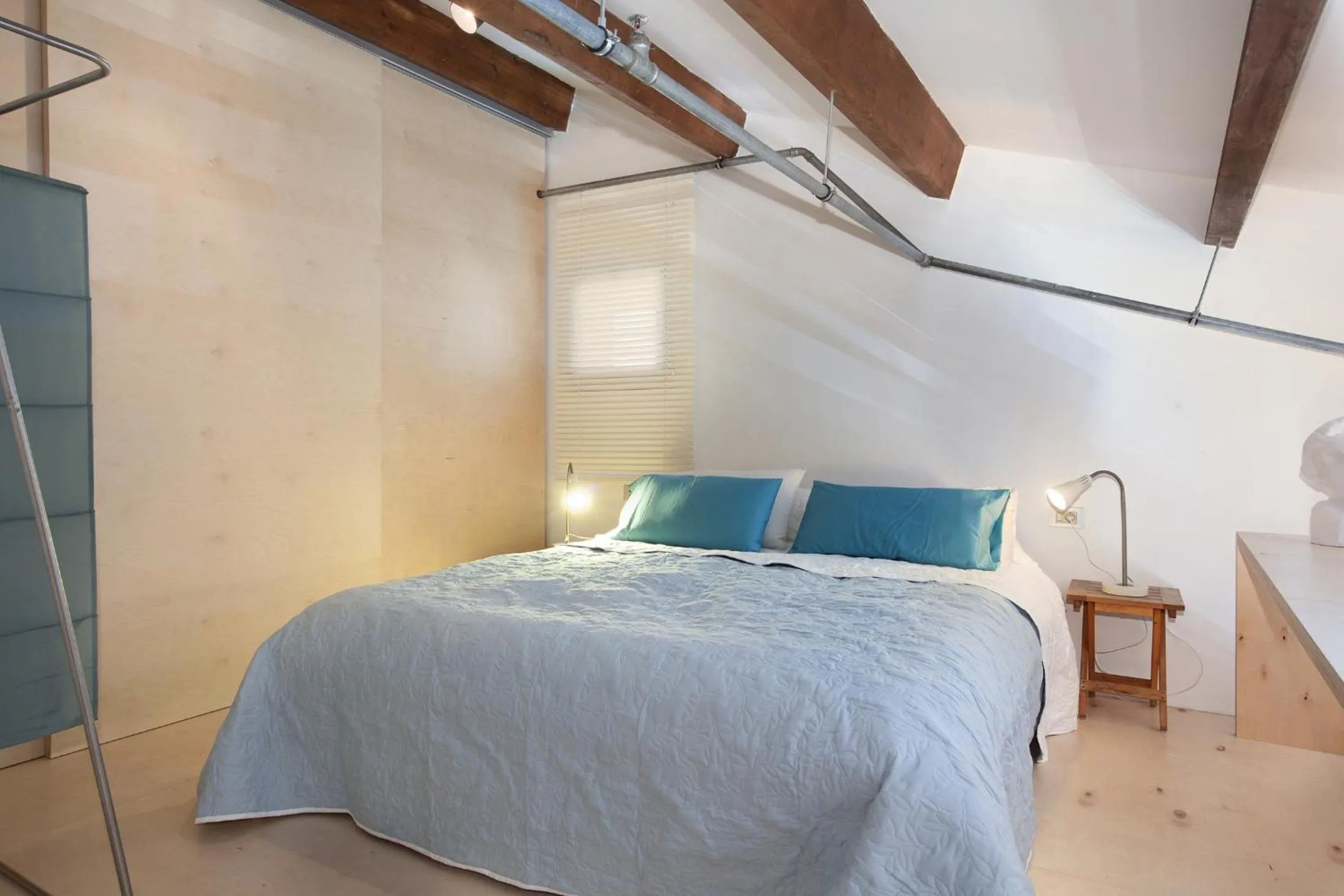 Photo of the whole room, Bed in Beach Loft Duplex