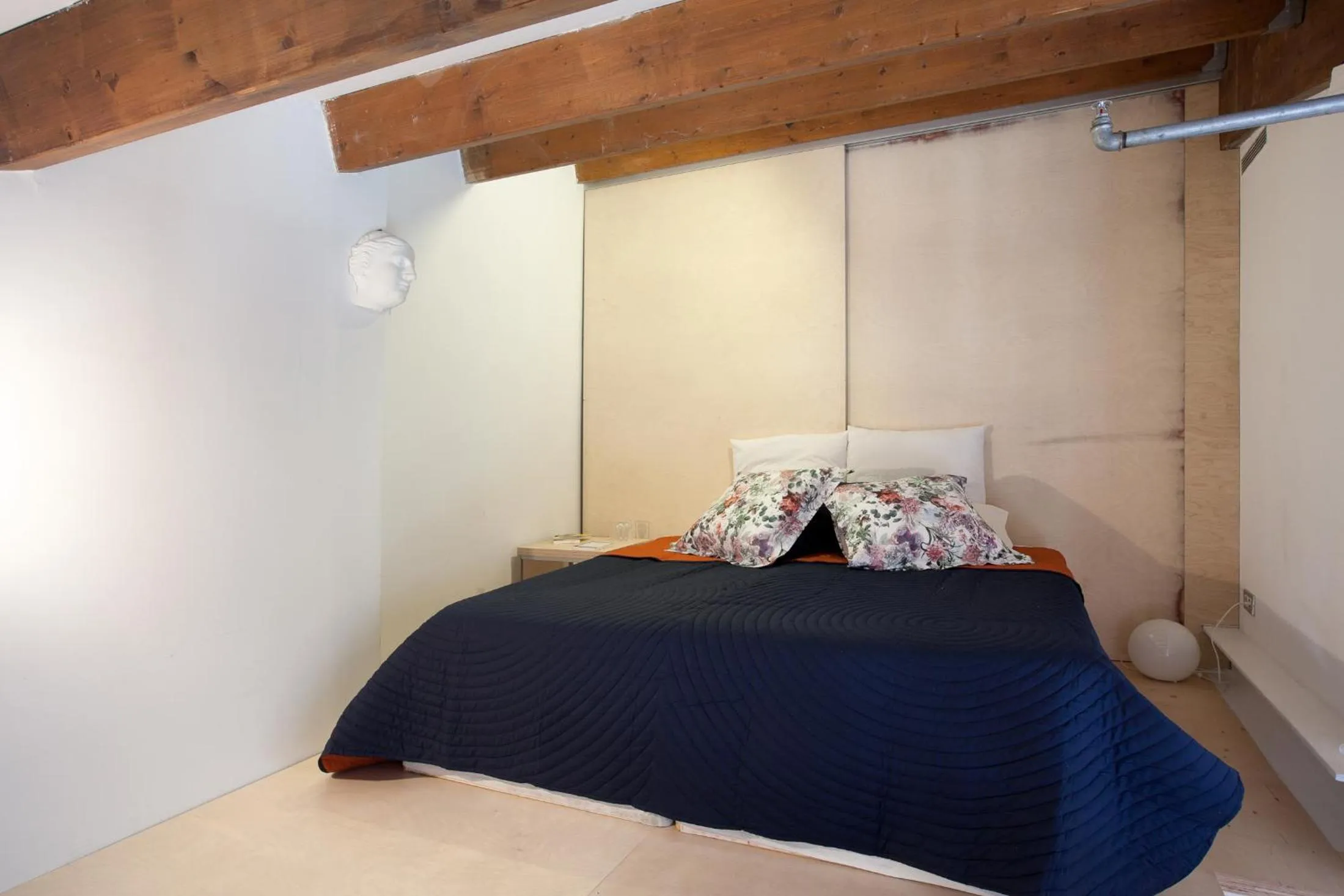 Photo of the whole room, Bed in Beach Loft Duplex
