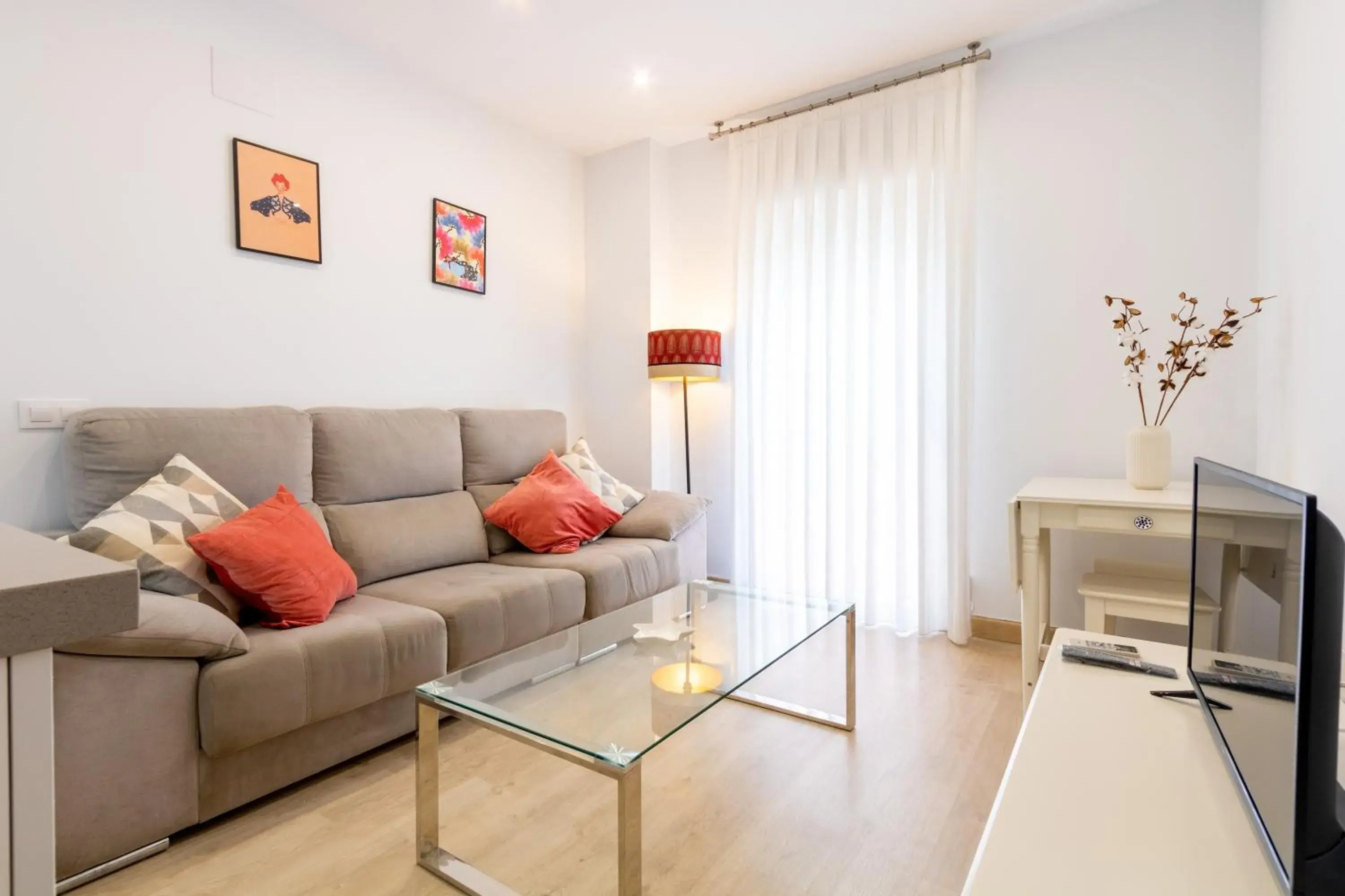 Charming 2 Bedroom Apartment Triana Bridge By OCityzen Charming 2 Bedroom Apartment Triana Bridge By OCityzen