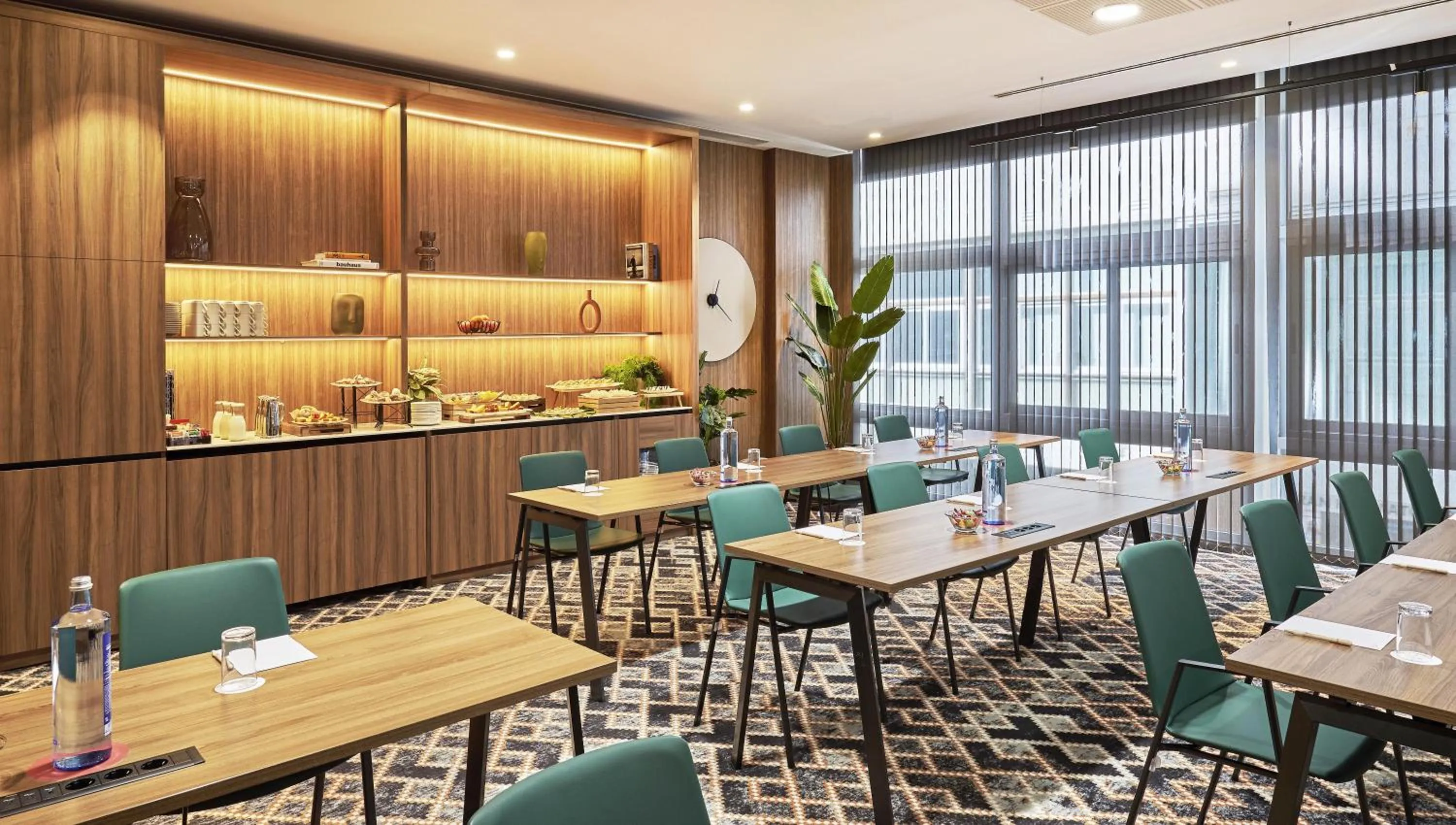 Bedroom in NH Collection Madrid Eurobuilding