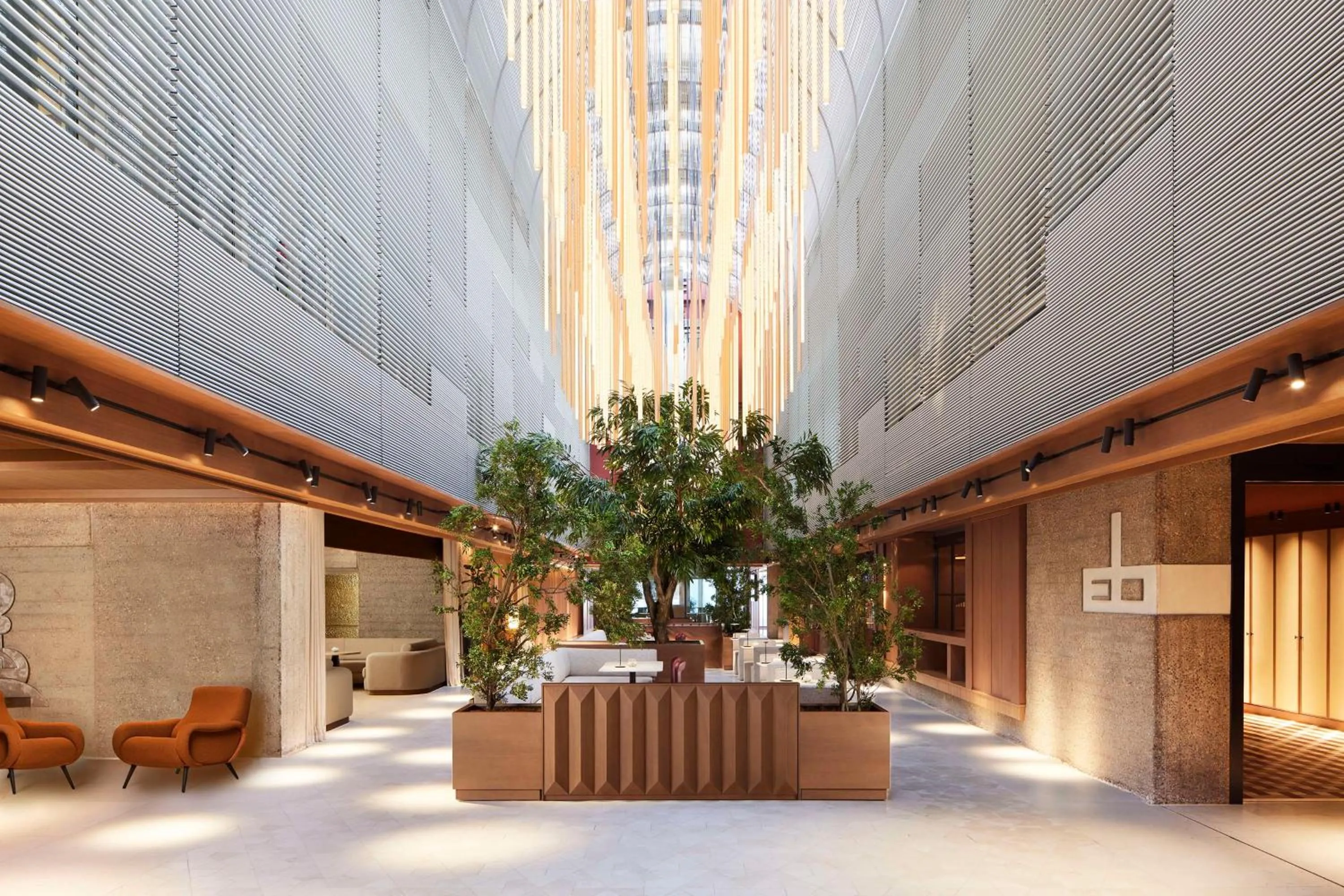 Lobby or reception in NH Collection Madrid Eurobuilding