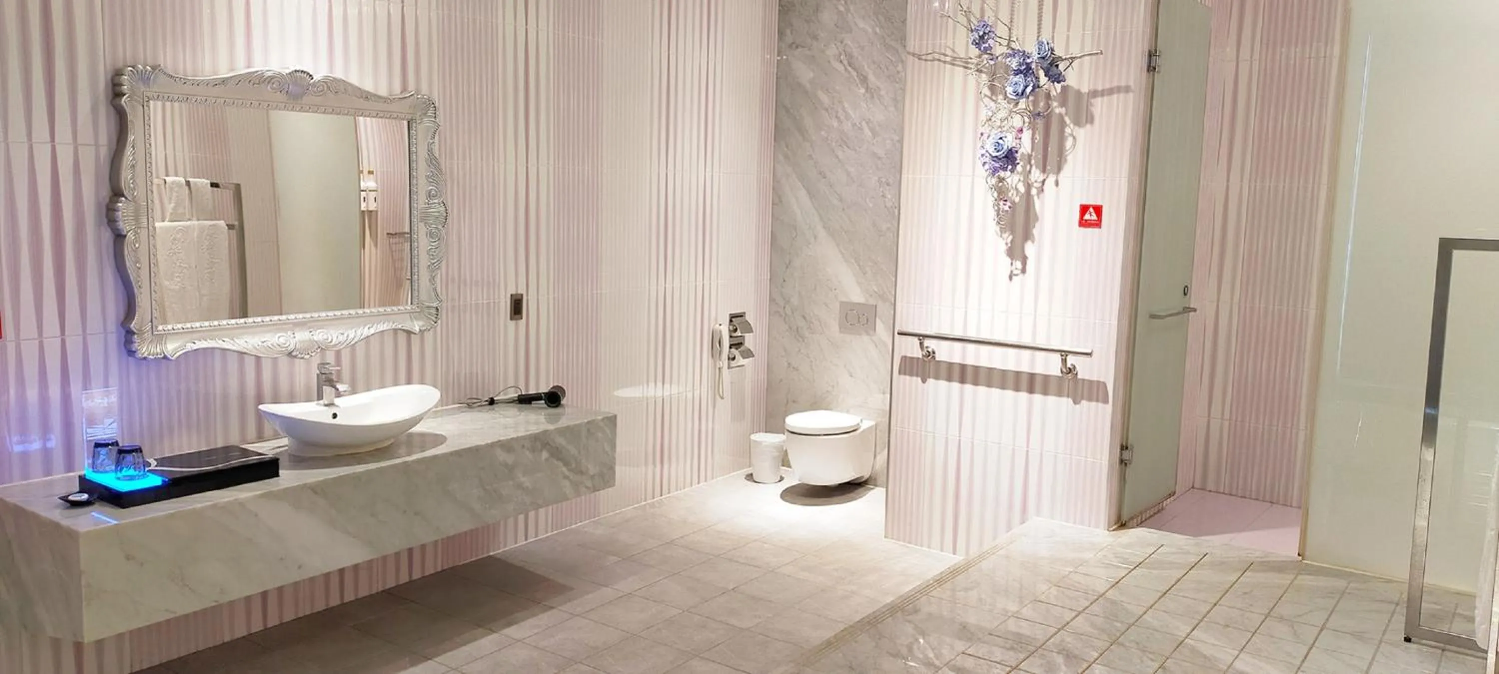 Bathroom in Icloud Luxury Resort & Hotel