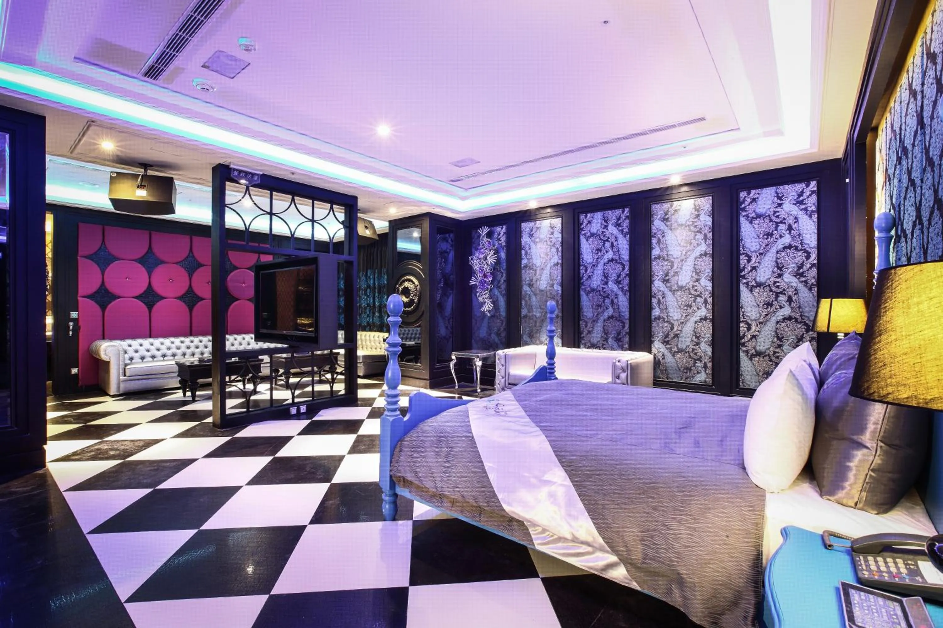 Karaoke, Bed in Icloud Luxury Resort & Hotel