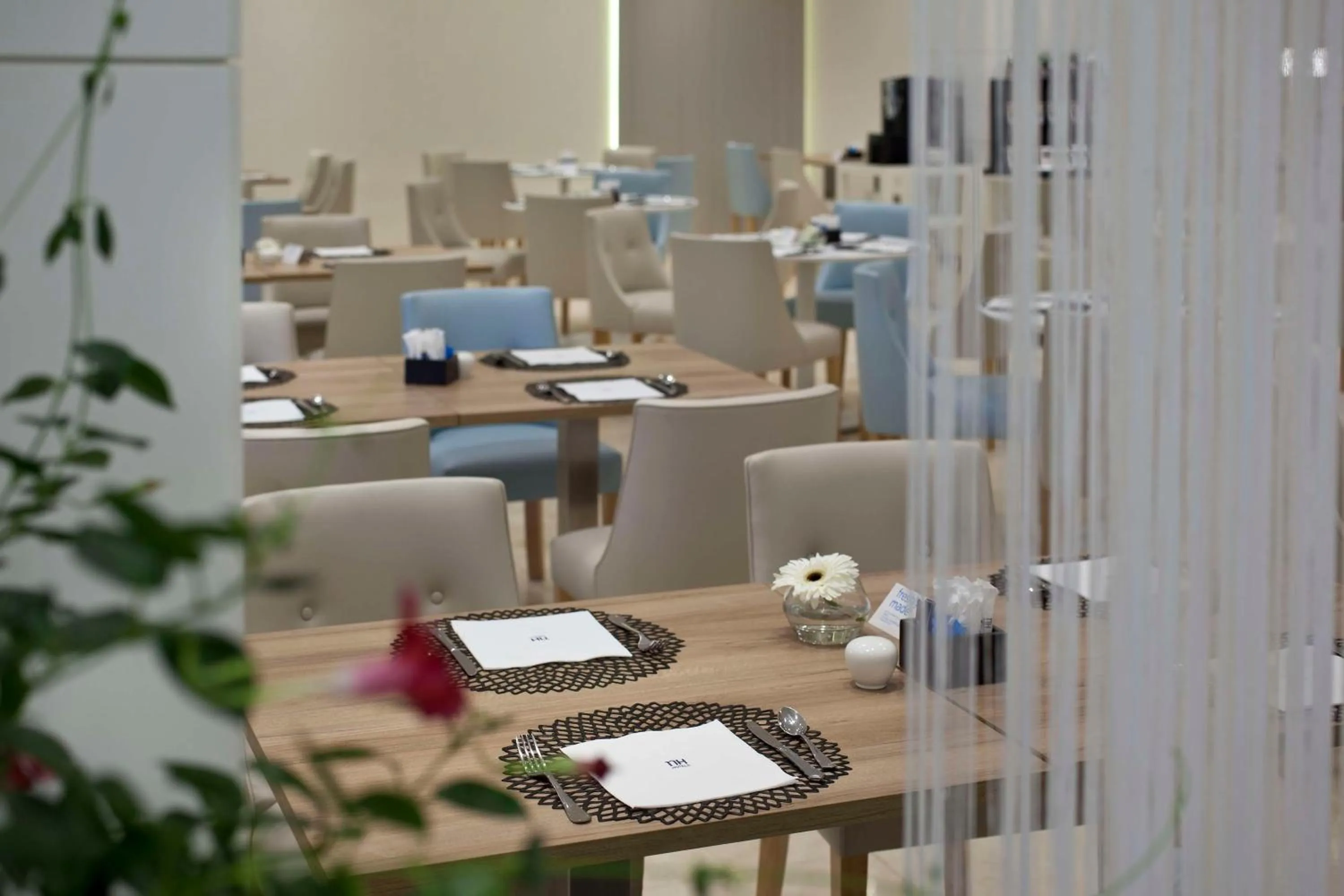 Restaurant/places to eat in NH Canciller Ayala Vitoria