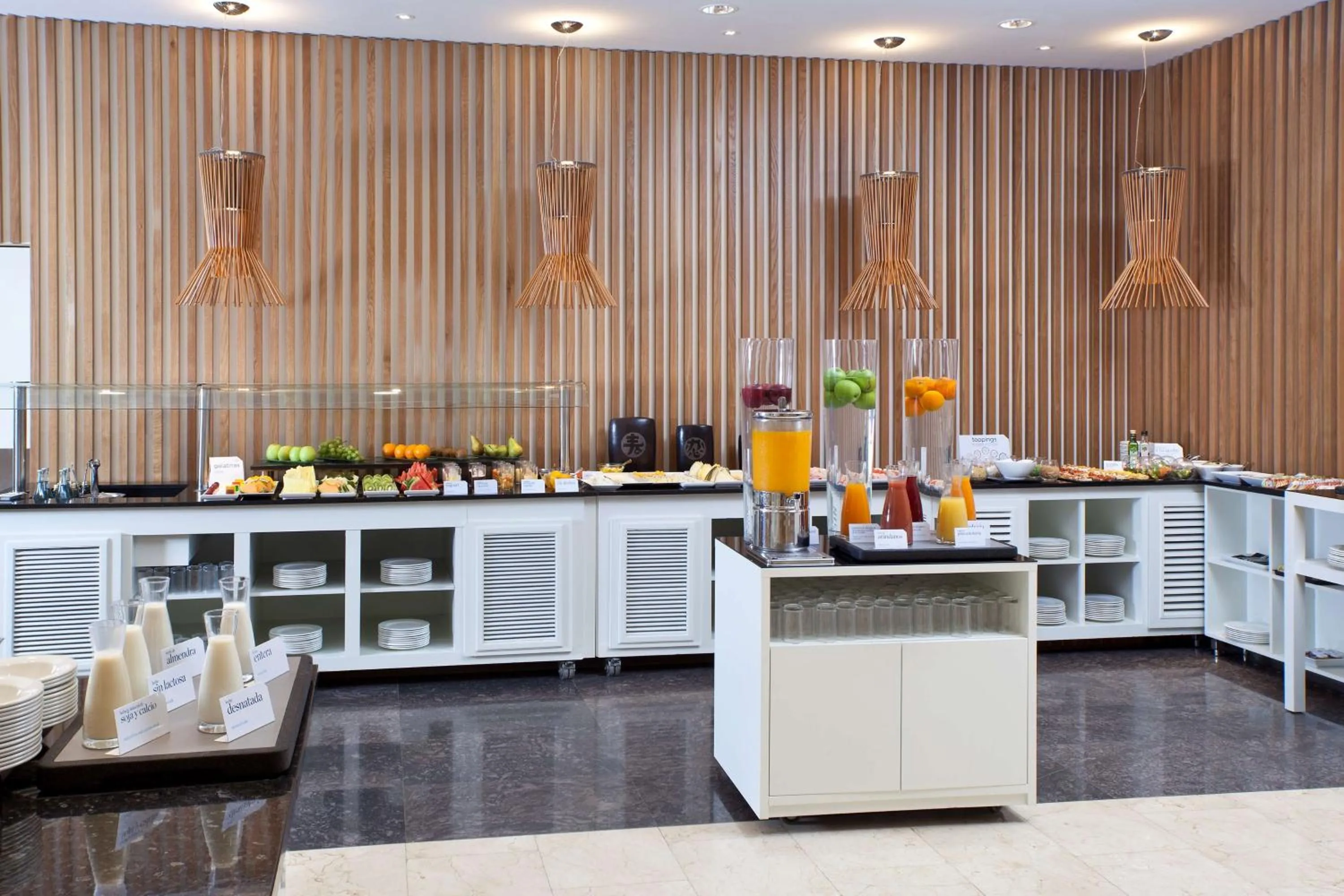 Breakfast in NH Canciller Ayala Vitoria