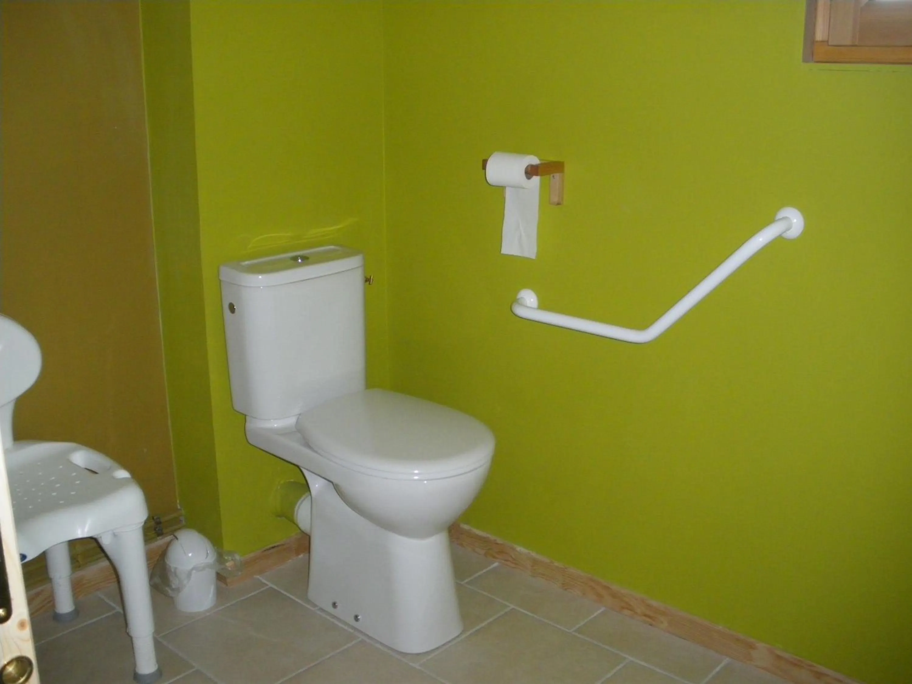 Toilet in Chambre d'hôtes - Le jardin des Patissons