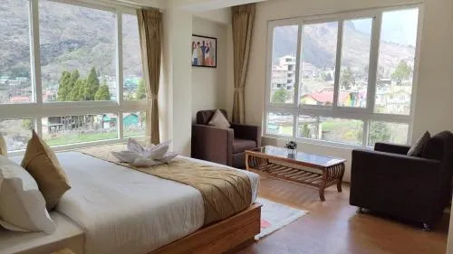 Divine's The Elite Zong