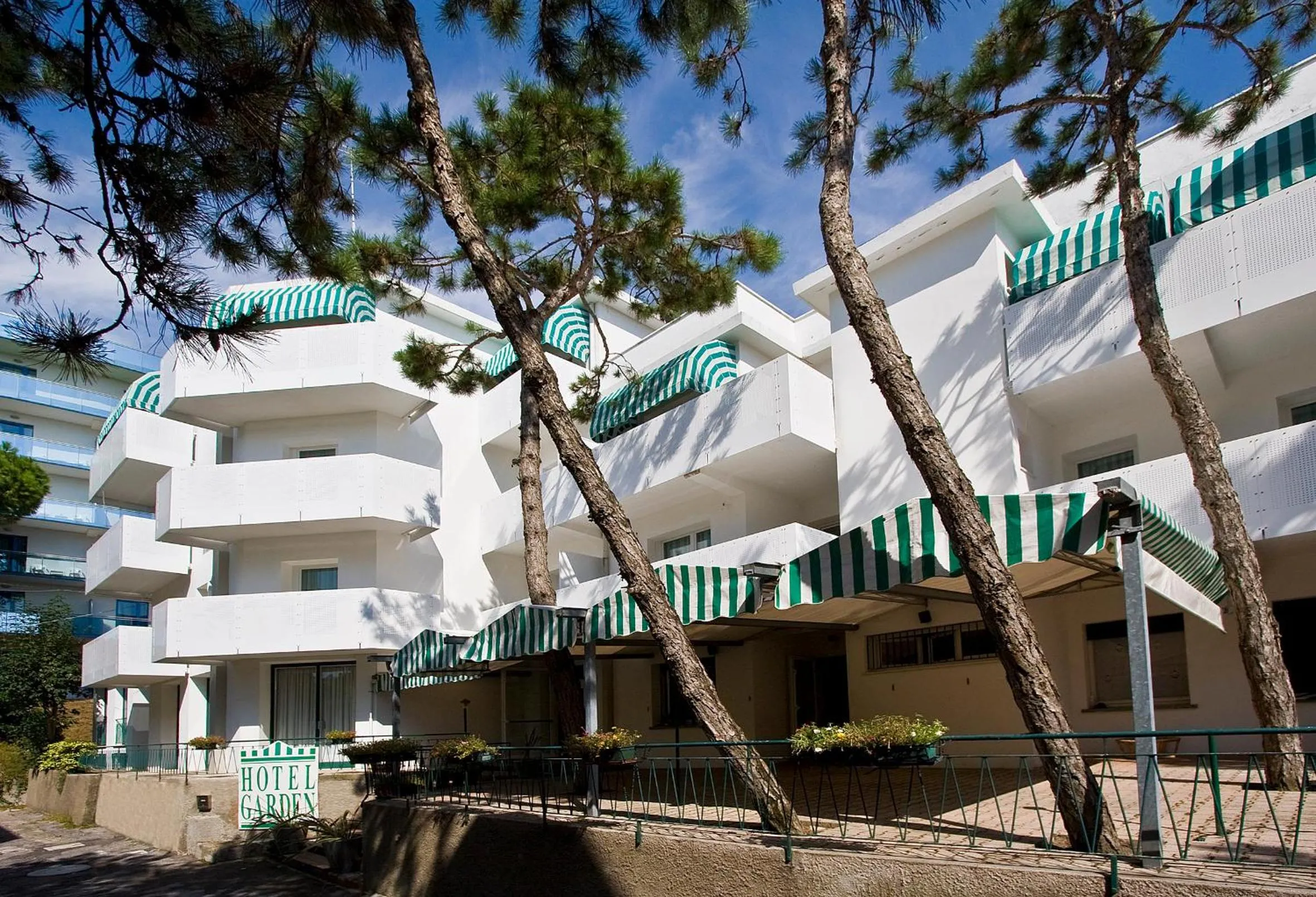 Property building in Hotel Garden