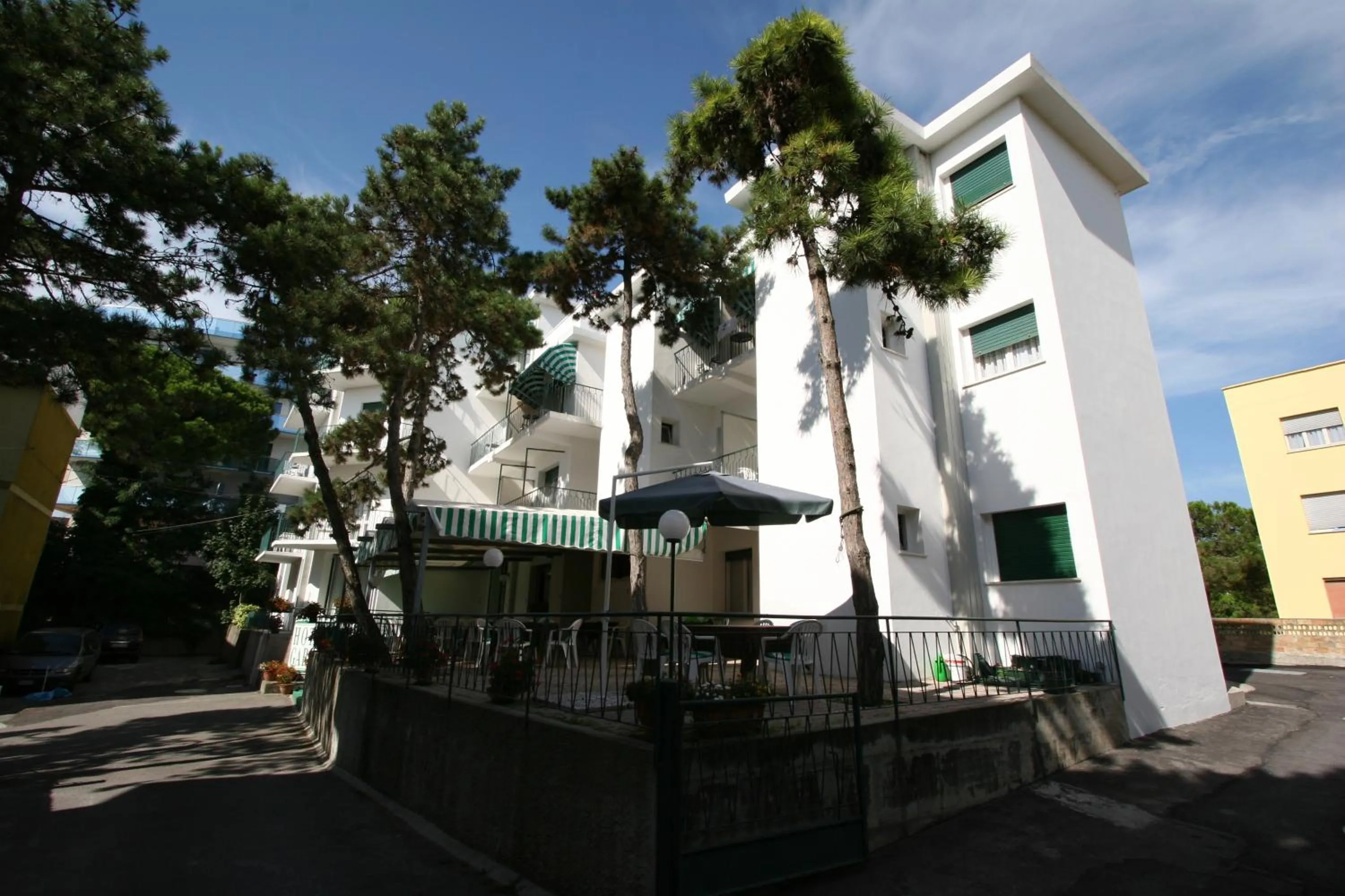 Property building in Hotel Garden