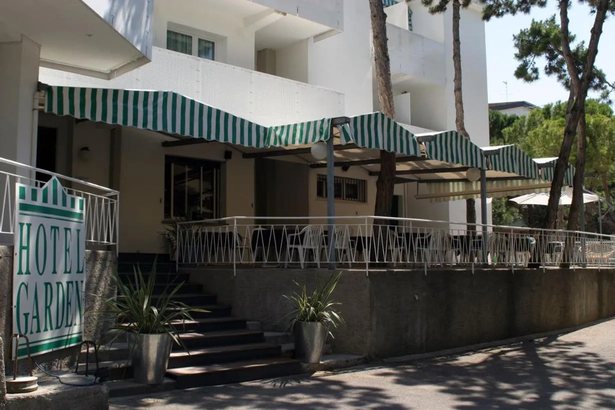 Facade/entrance in Hotel Garden