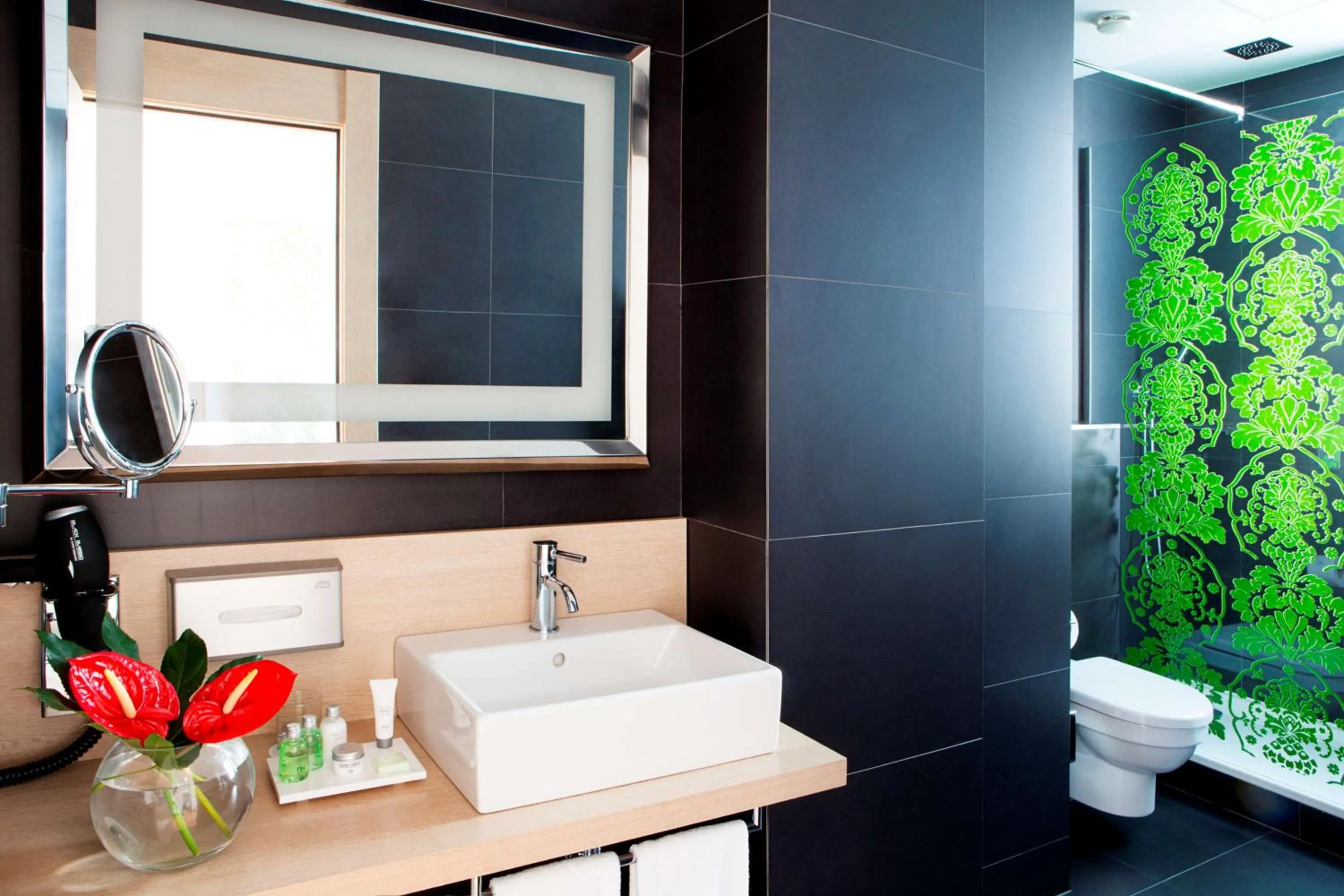 Bathroom in NH Madrid Principe de Vergara