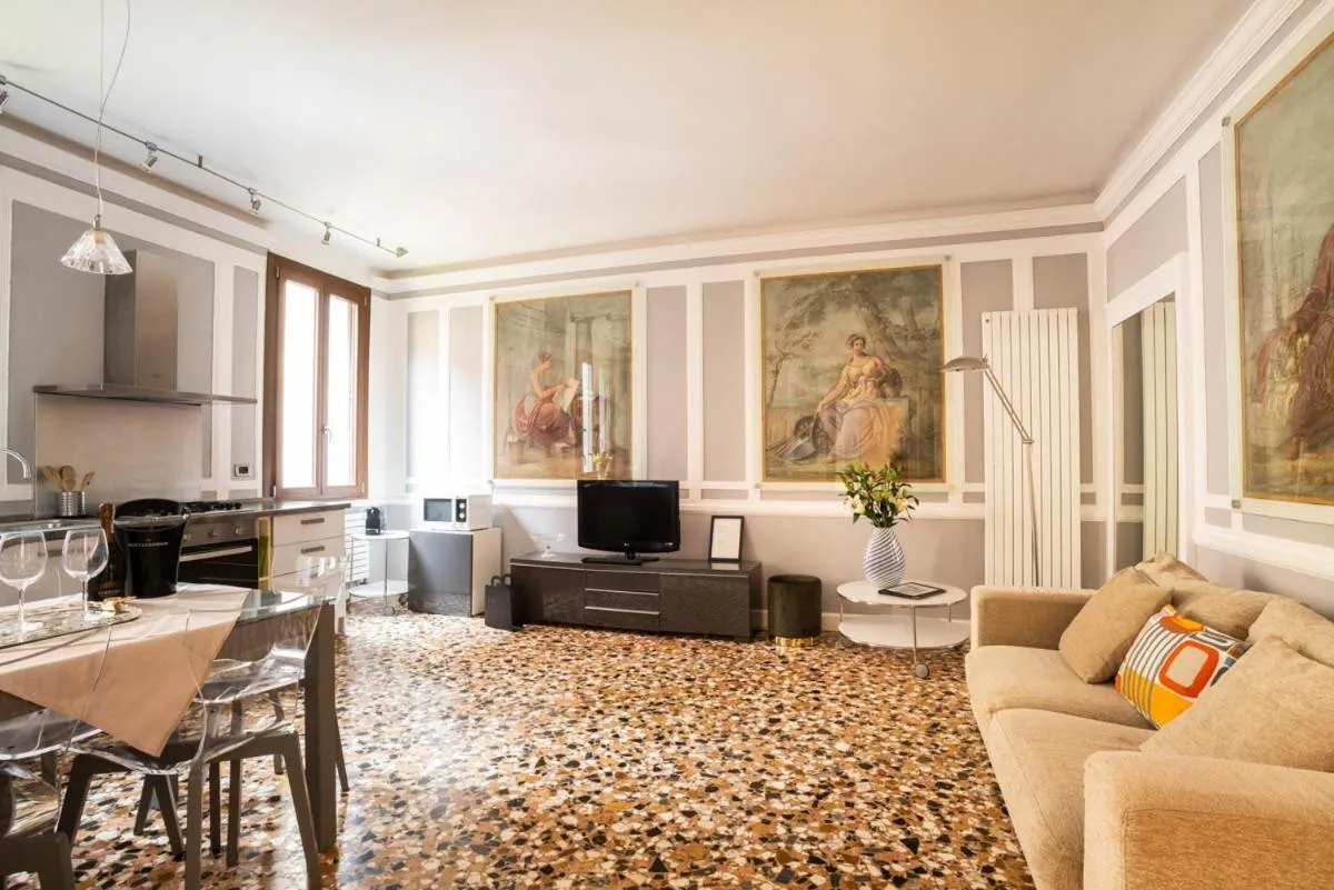 Salmaso Apartments