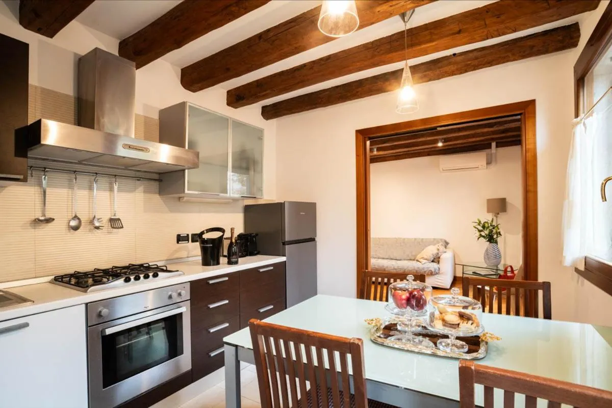 Salmaso Apartments