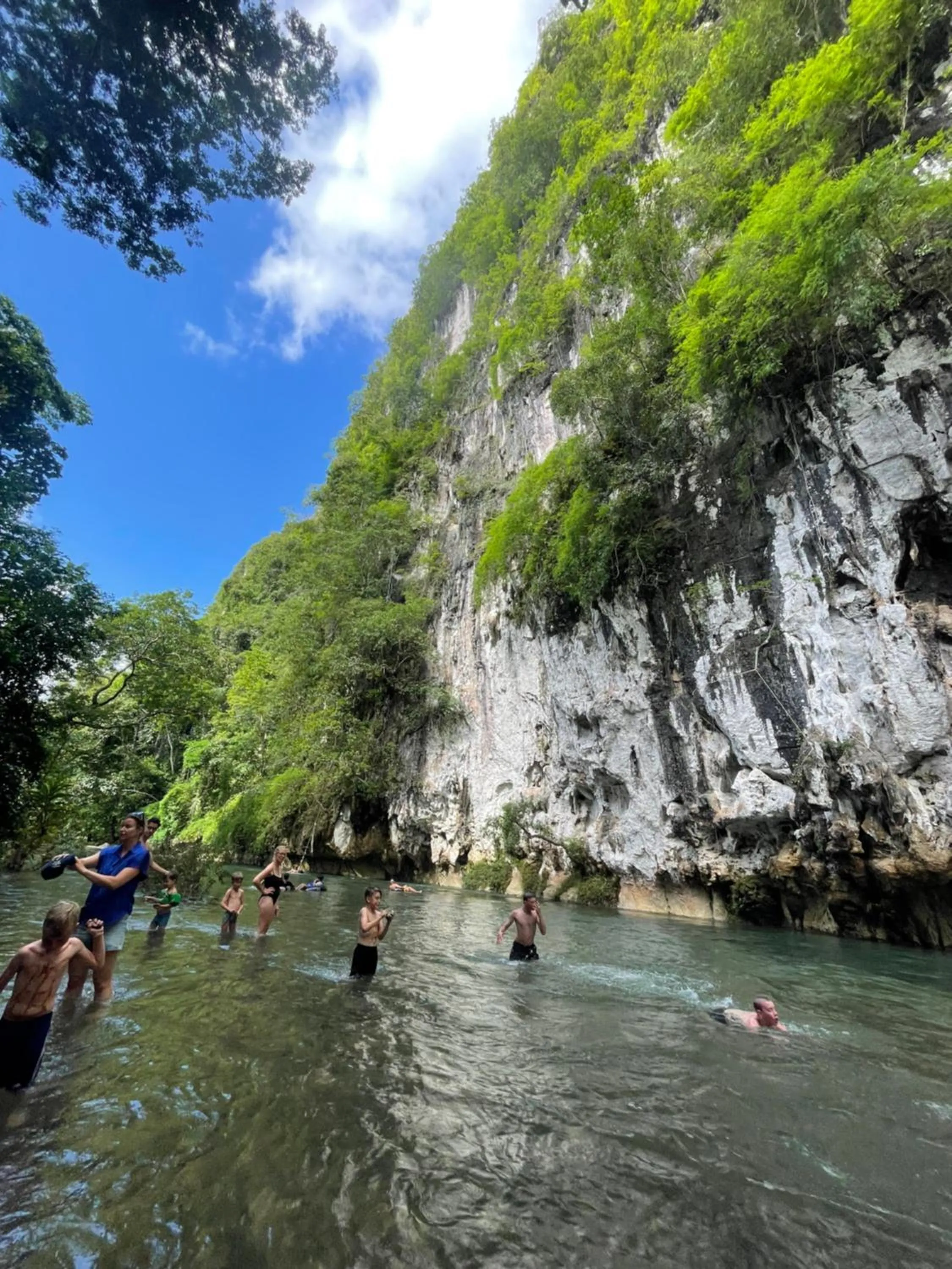 Khao Sok Hill Top Resort