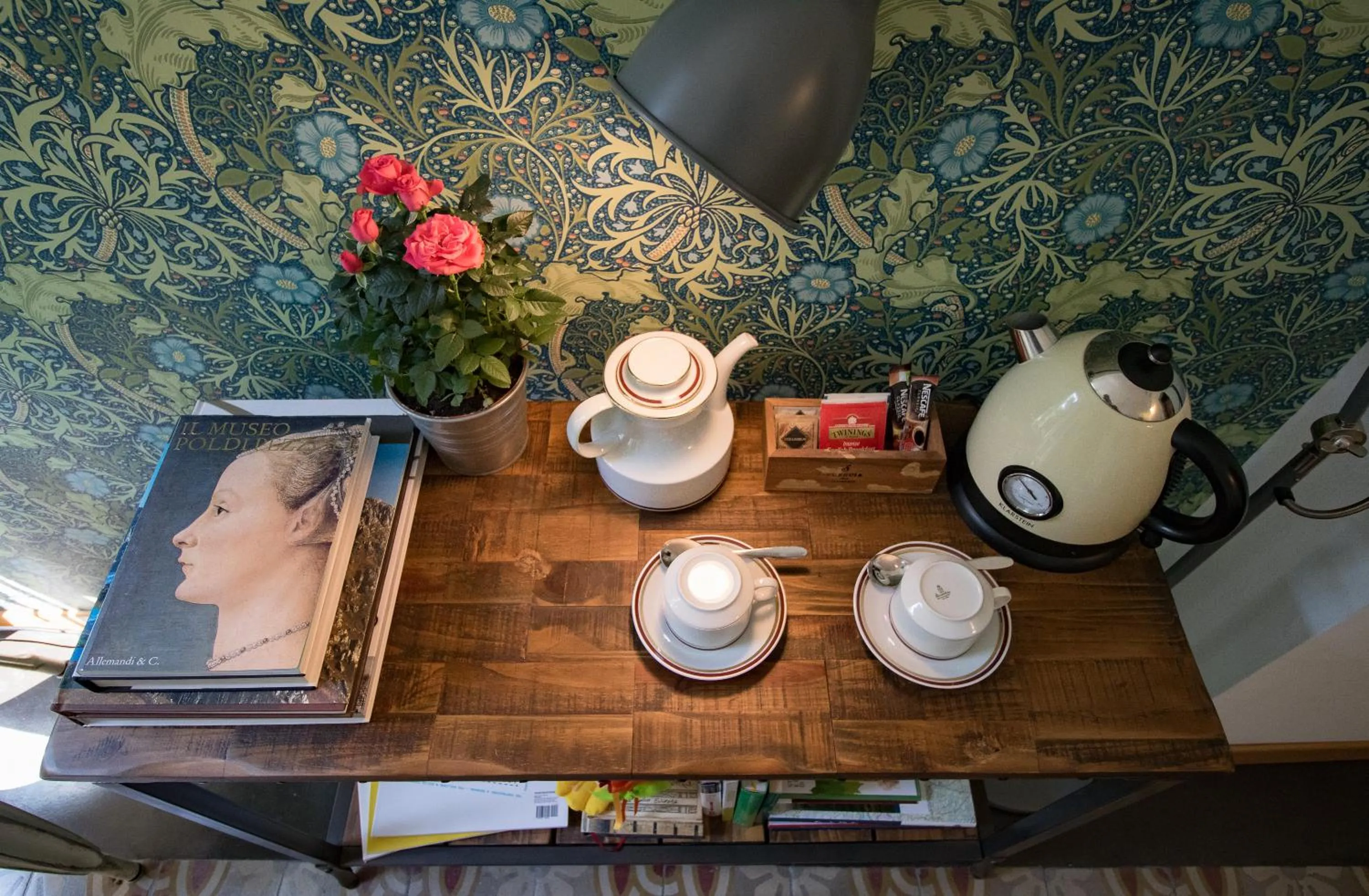 Restaurant/places to eat in Porta Tosa Boutique