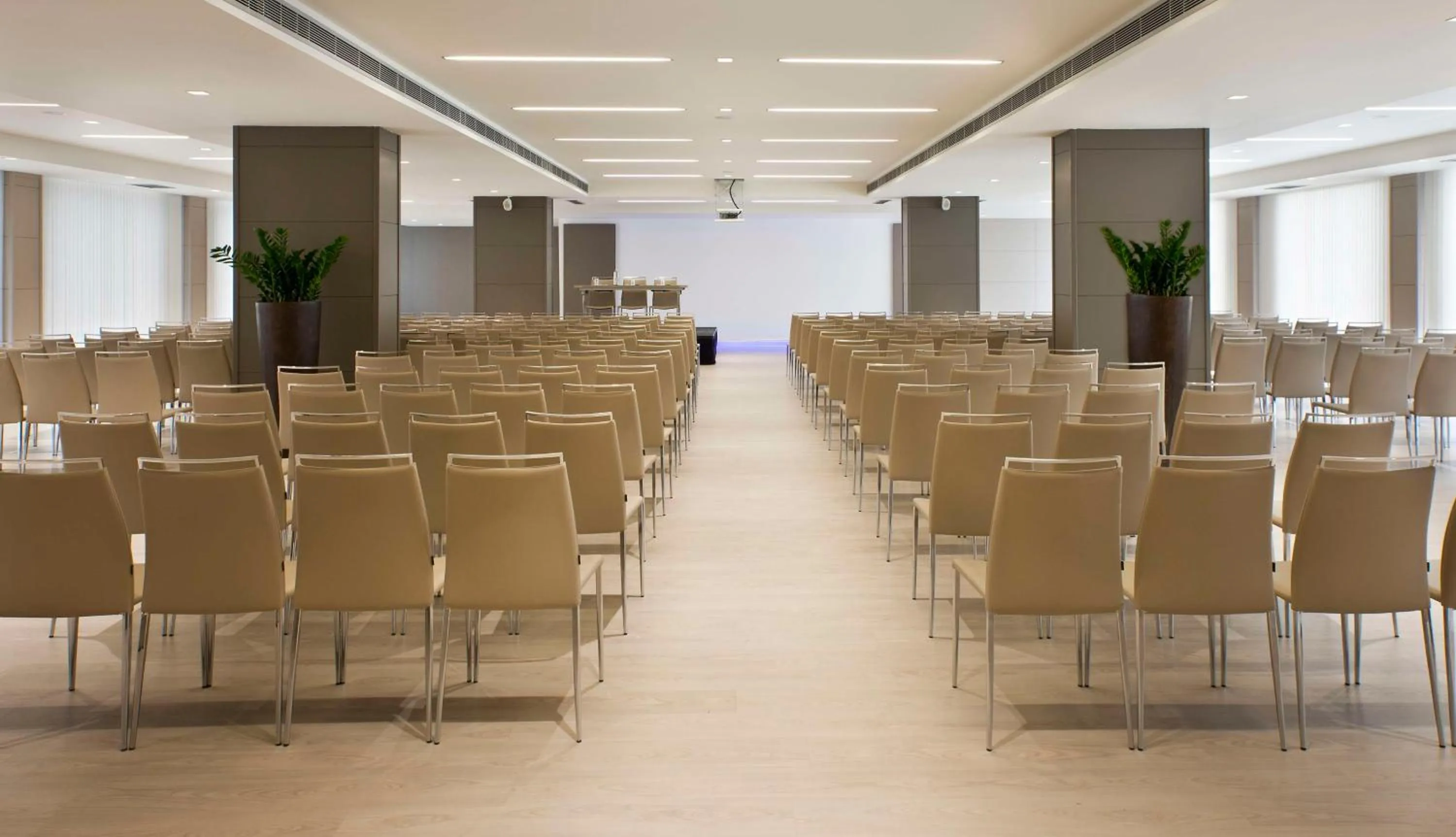 Meeting/conference room in NH Collection San Sebastián Aranzazu