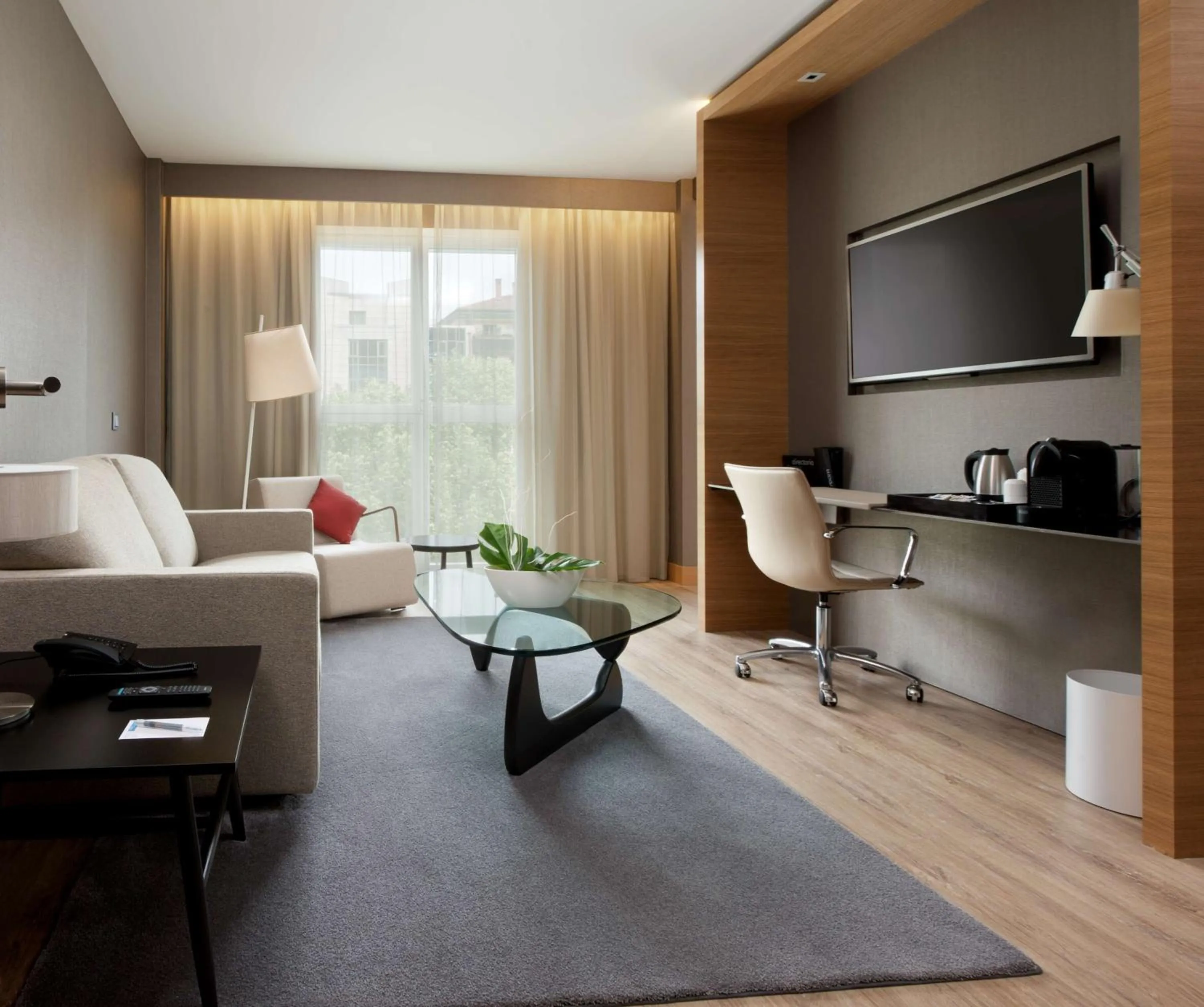 Photo of the whole room in NH Collection San Sebastián Aranzazu