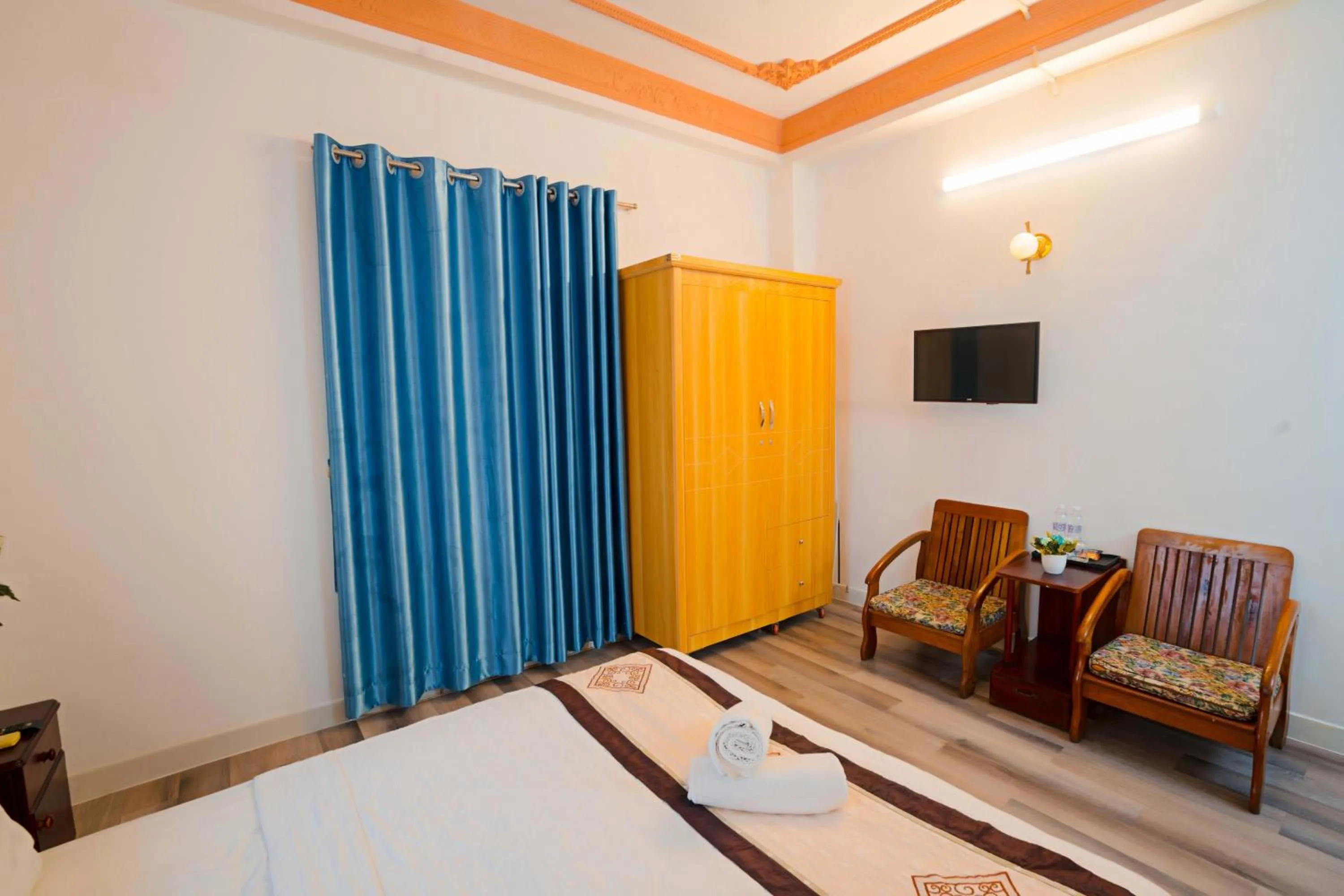 TV and multimedia in Adenia Hotel