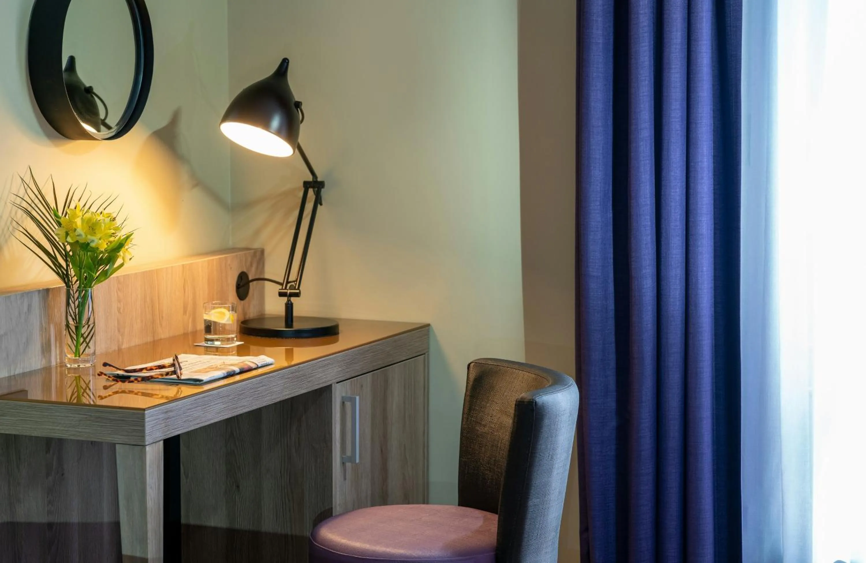 Photo of the whole room in Leonardo Hotel Madrid City Center