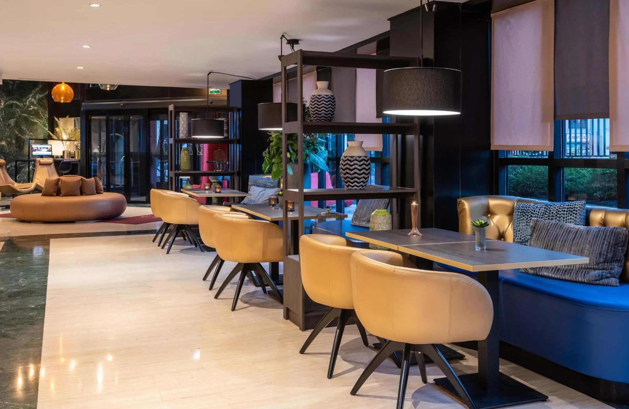 Lobby or reception in Leonardo Hotel Madrid City Center
