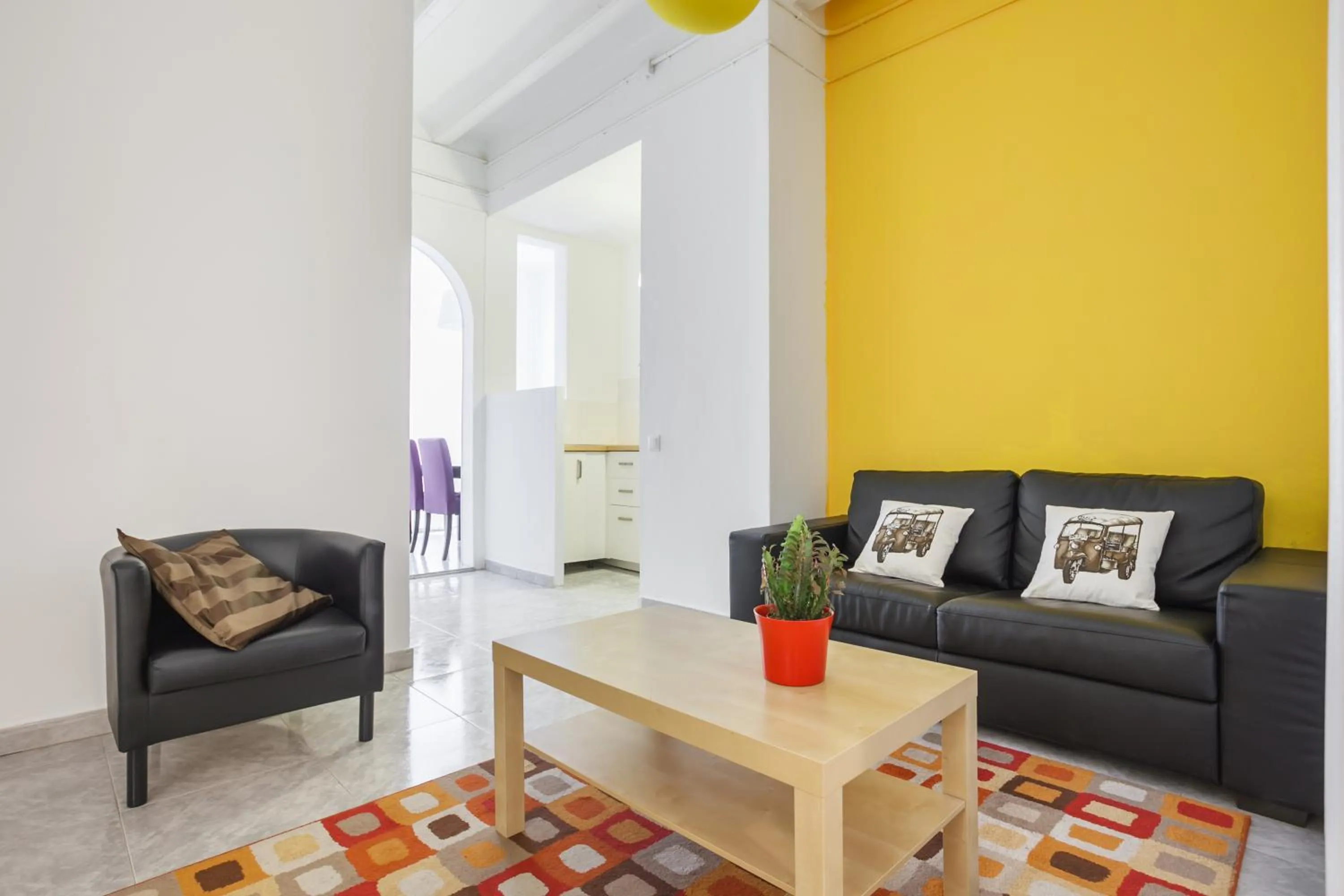 Living room in Barcelona Just Like Home