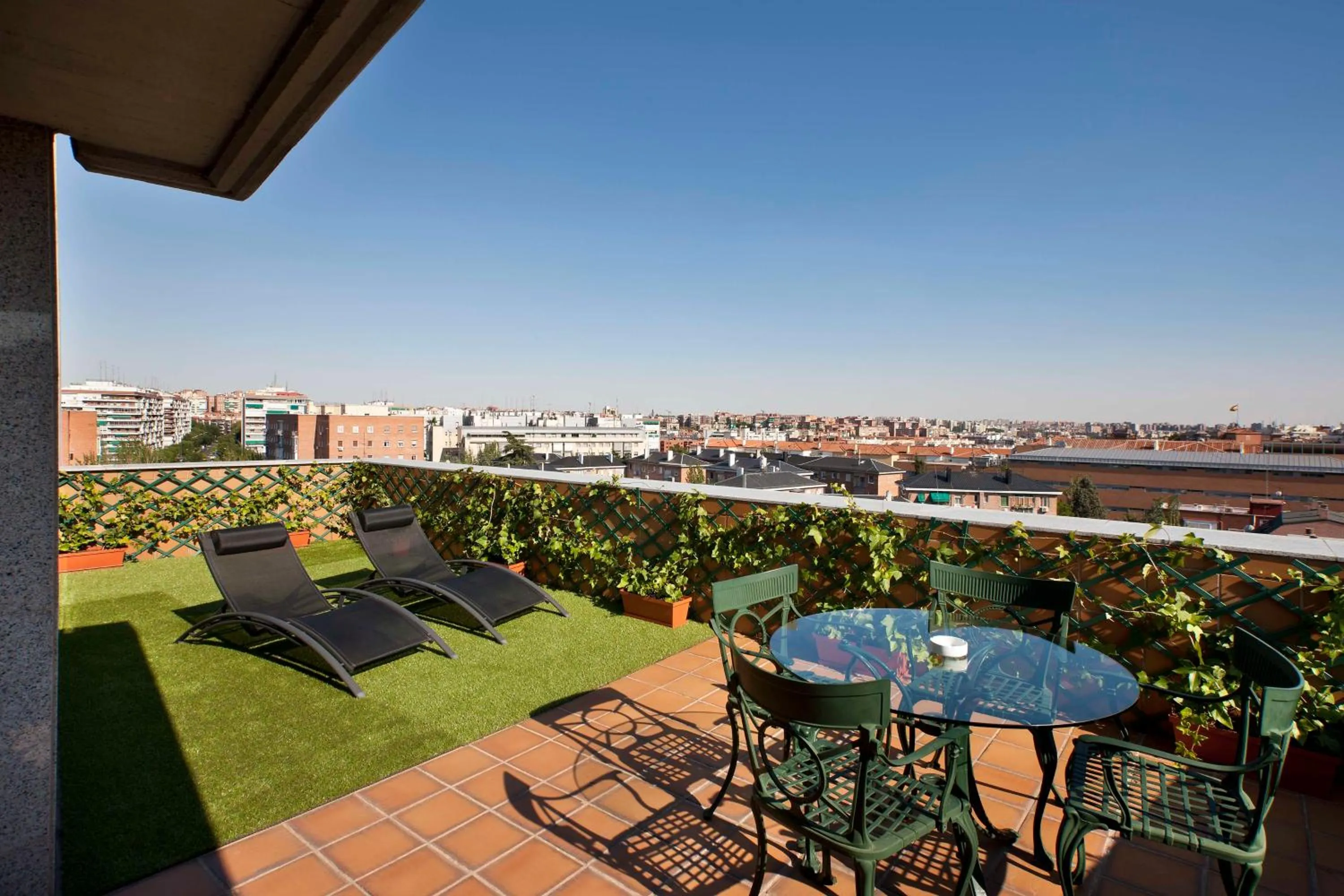 Property building in NH Madrid Ventas