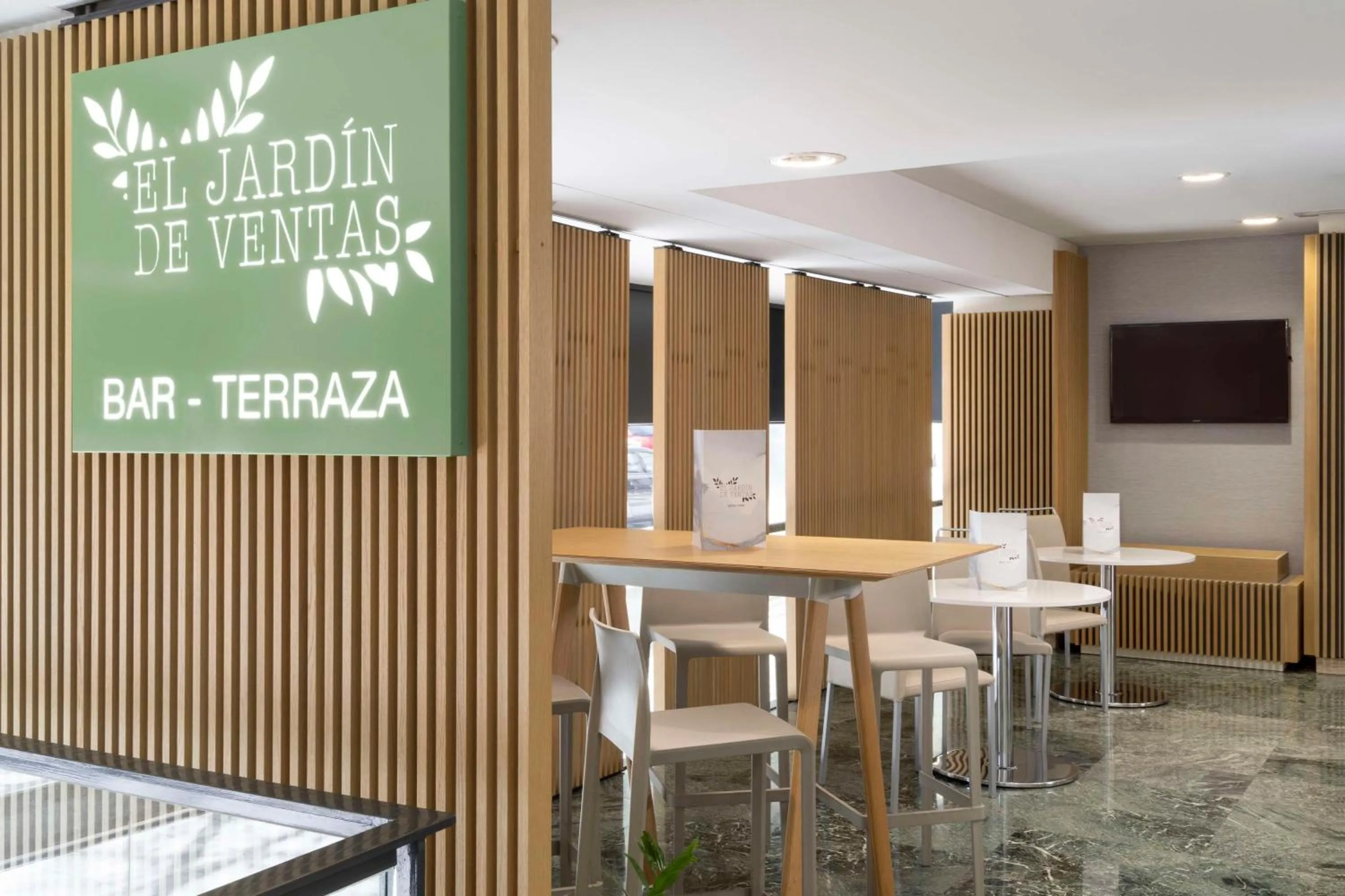 Property building in NH Madrid Ventas