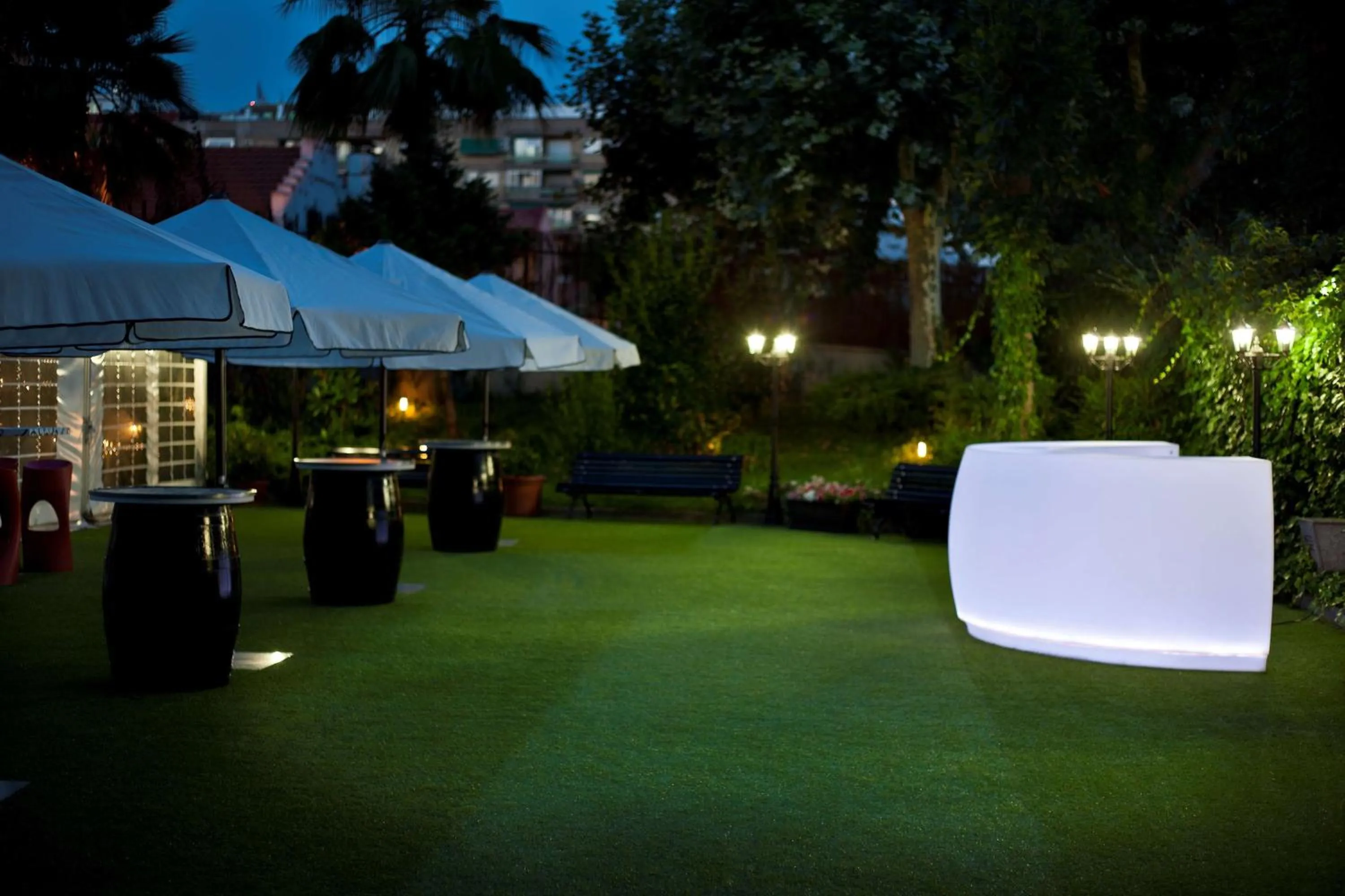 Garden in NH Madrid Ventas