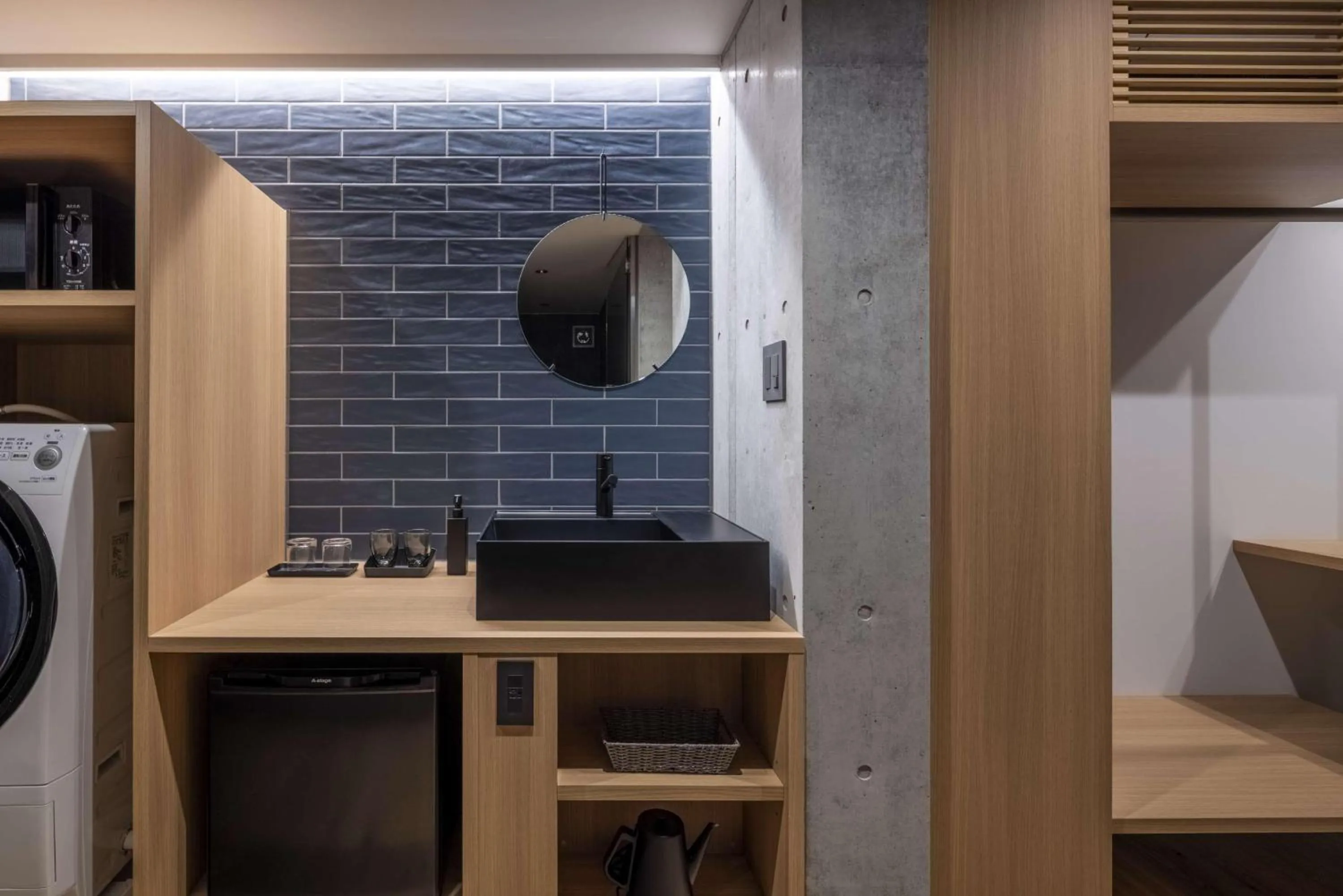 On site in Spatium Ginza Pony