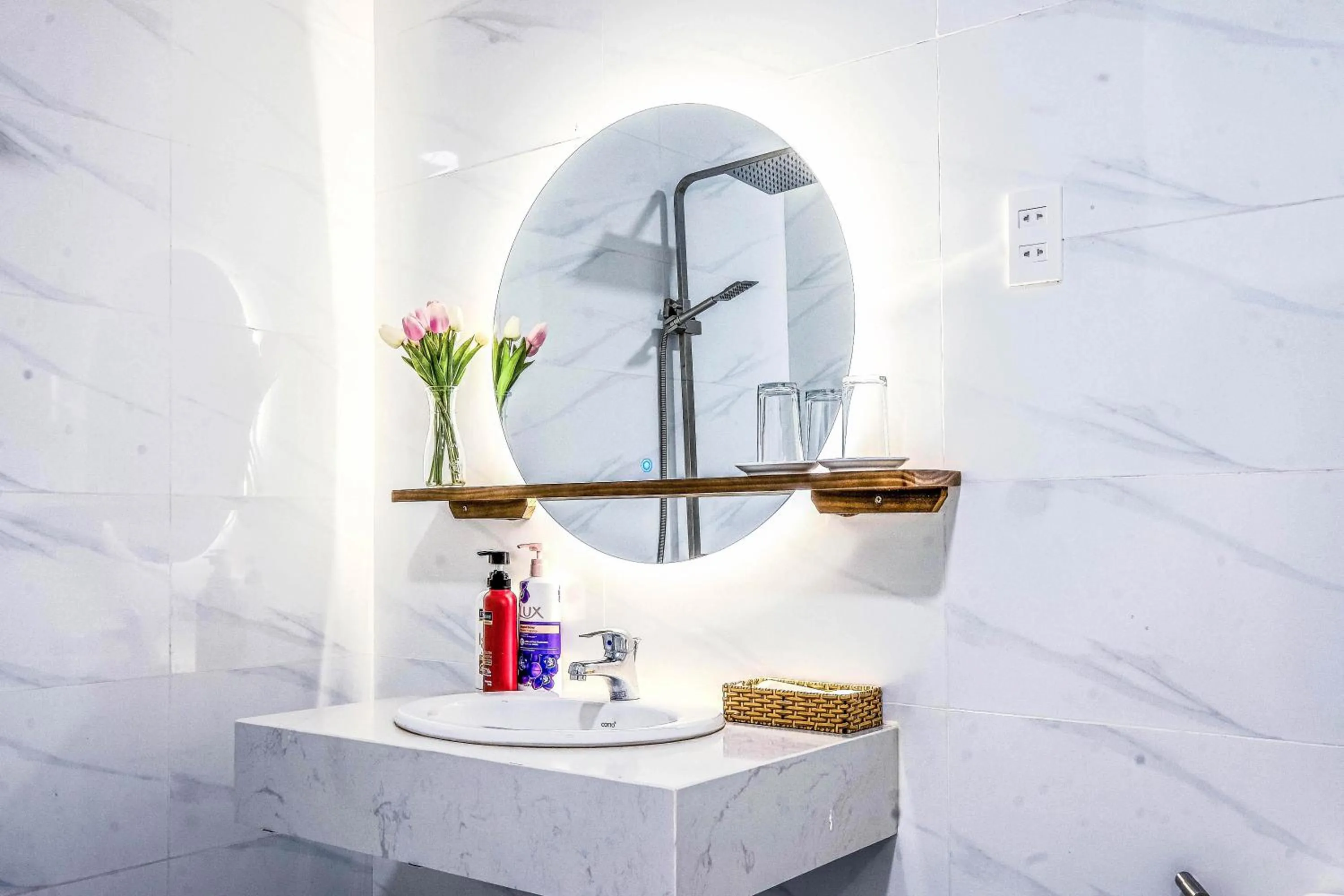 Shower in BB Hotel&Resort