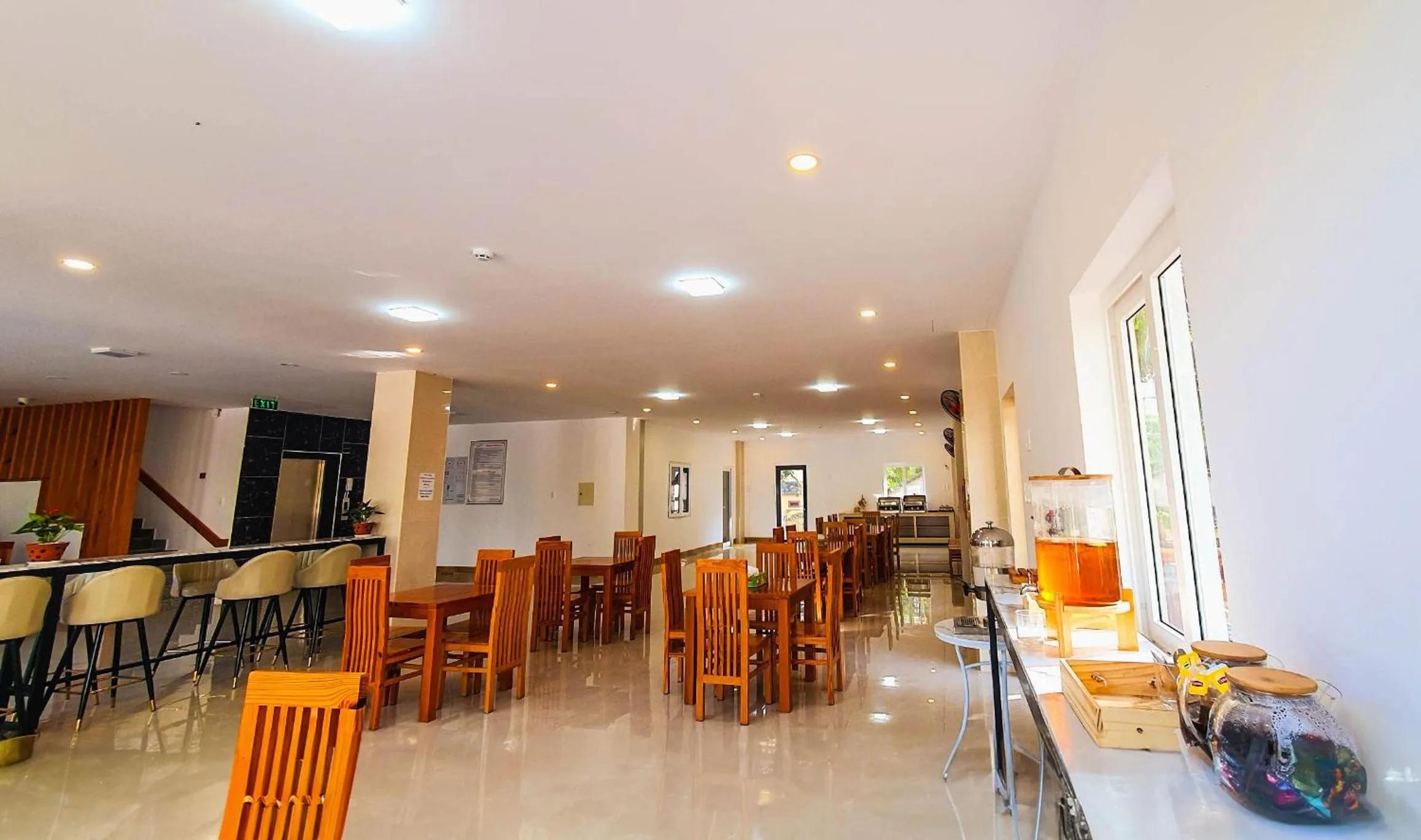 Restaurant/places to eat in BB Hotel&Resort