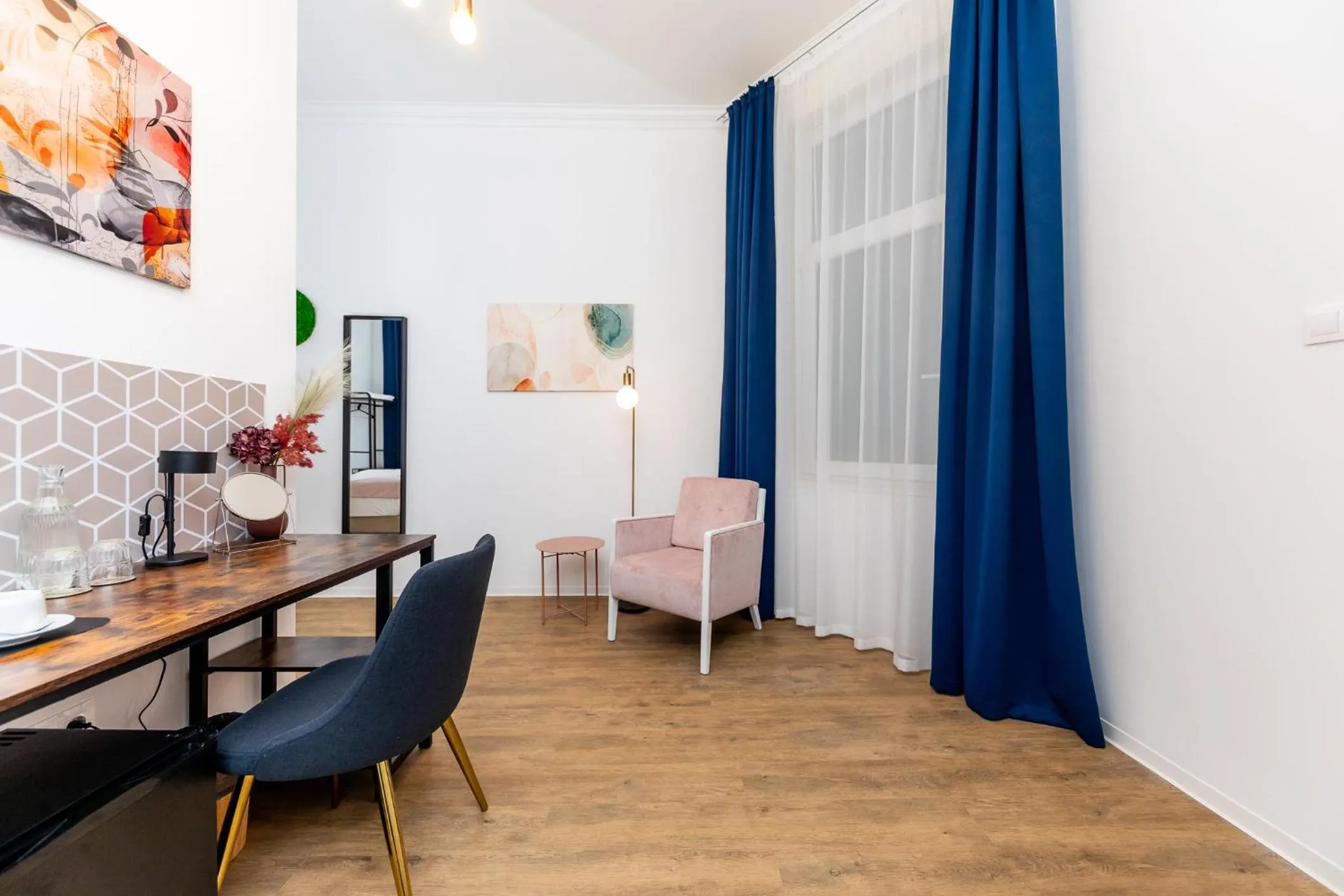 Living room in Adagio Downtown Rooms