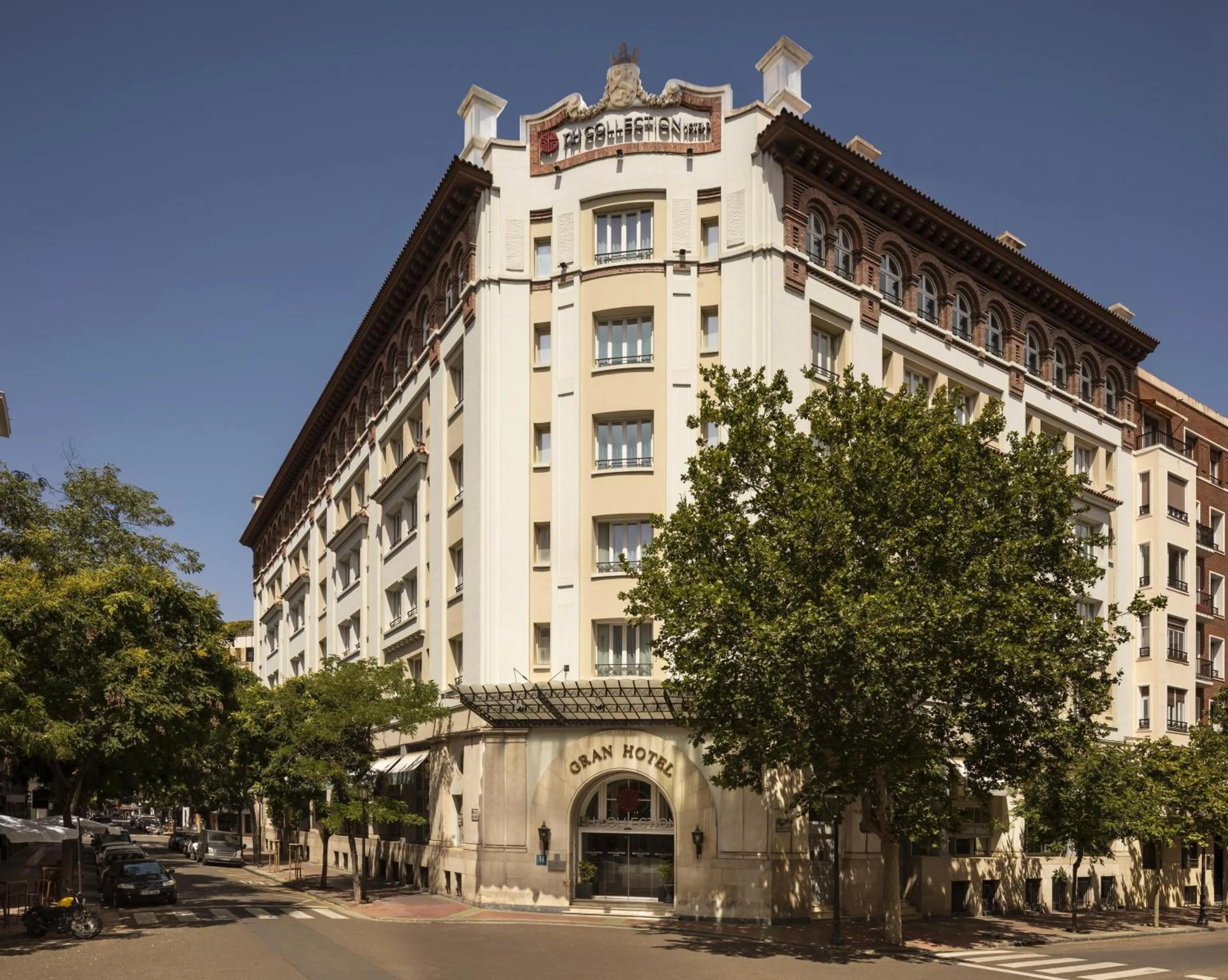 Property building in NH Collection Gran Hotel de Zaragoza